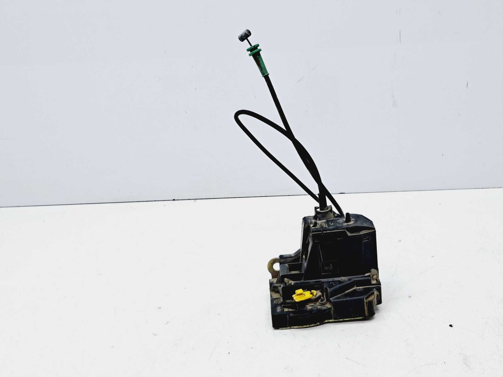 Recambio de cerradura puerta trasera izquierda para renault megane i fase 2 classic (la..) 1.4 16v referencia OEM IAM   