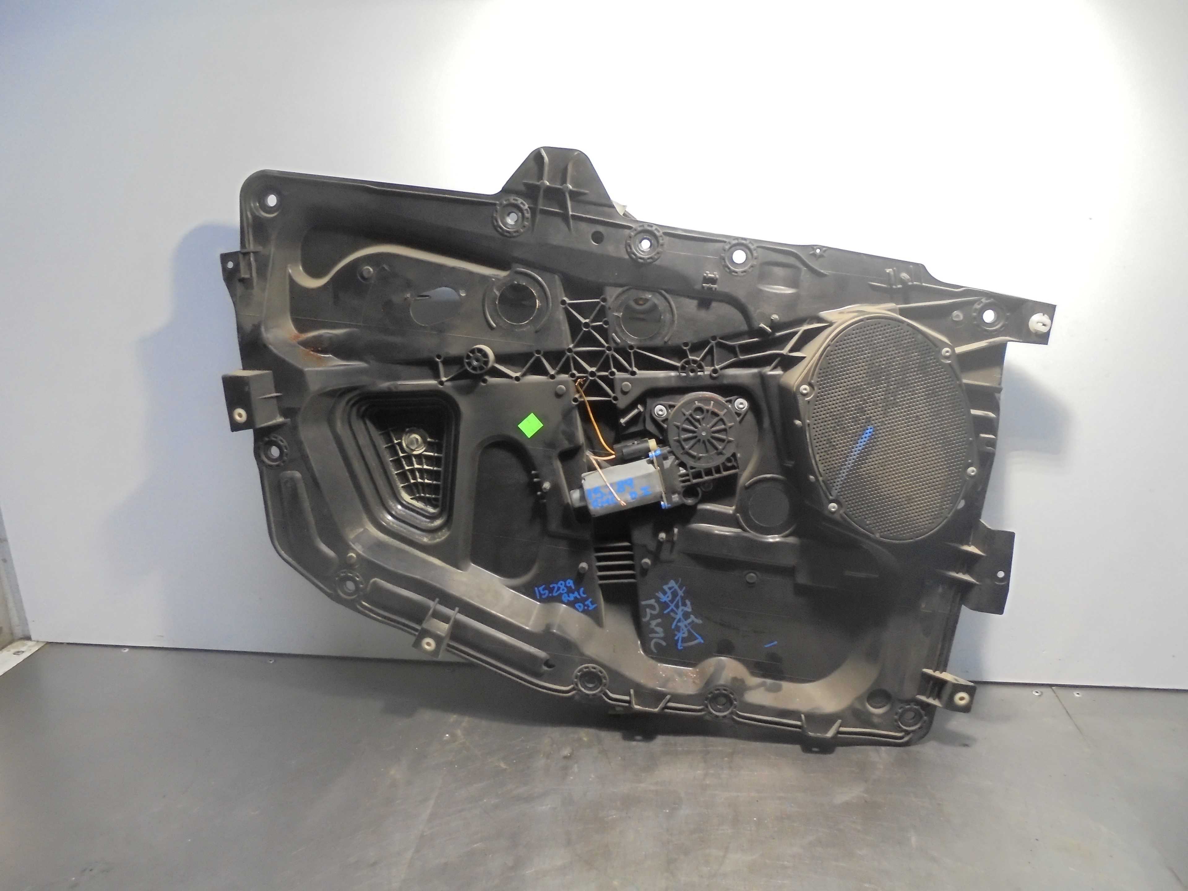 Recambio de elevalunas delantero izquierdo para ford fiesta (cbk) ambiente referencia OEM IAM 2S61A045H17A ELECTRICO 5 PUERTAS 