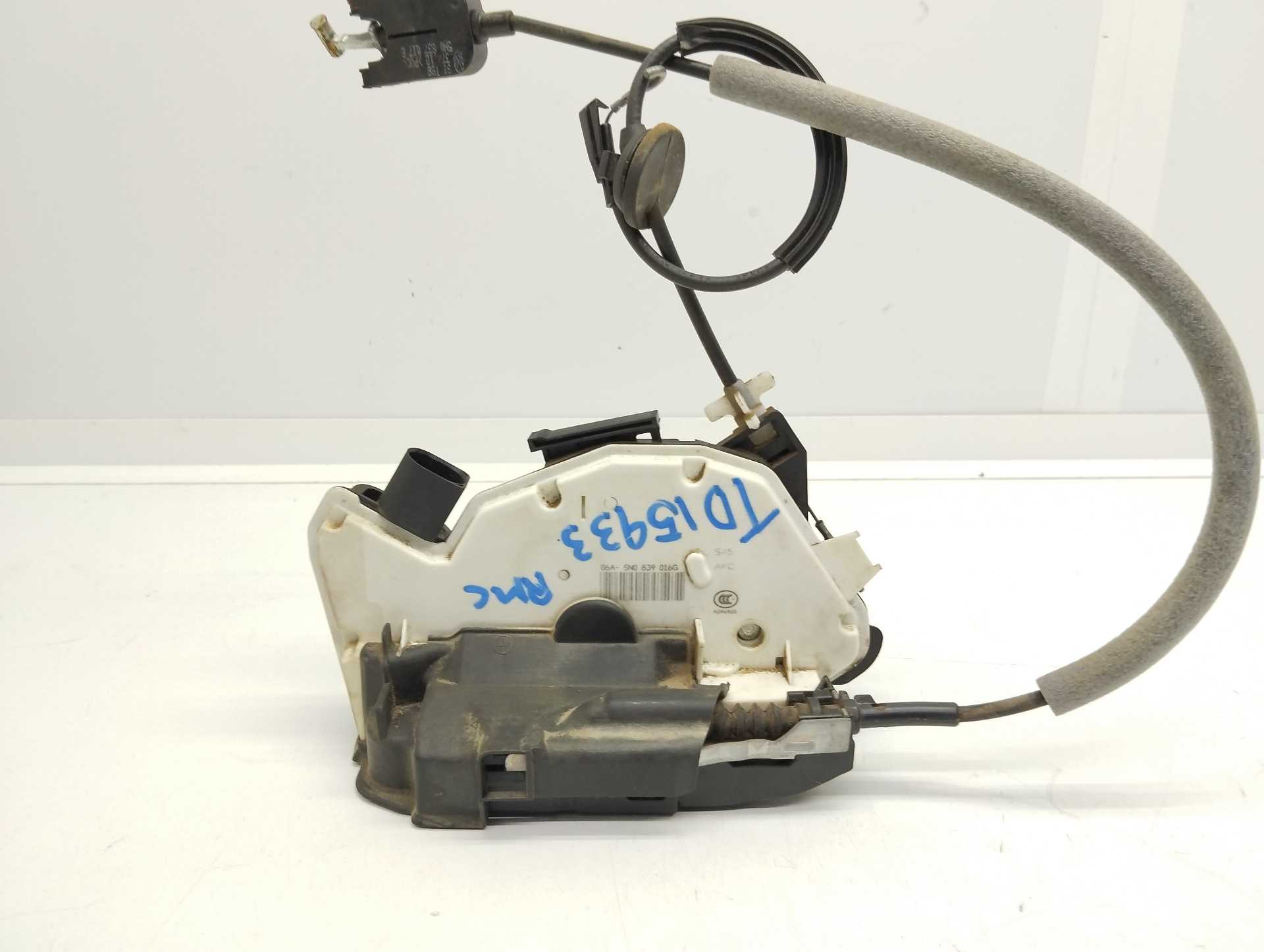 Recambio de cerradura puerta trasera derecha para volkswagen tiguan (5n2) advance bluemotion referencia OEM IAM 5N0839016G  