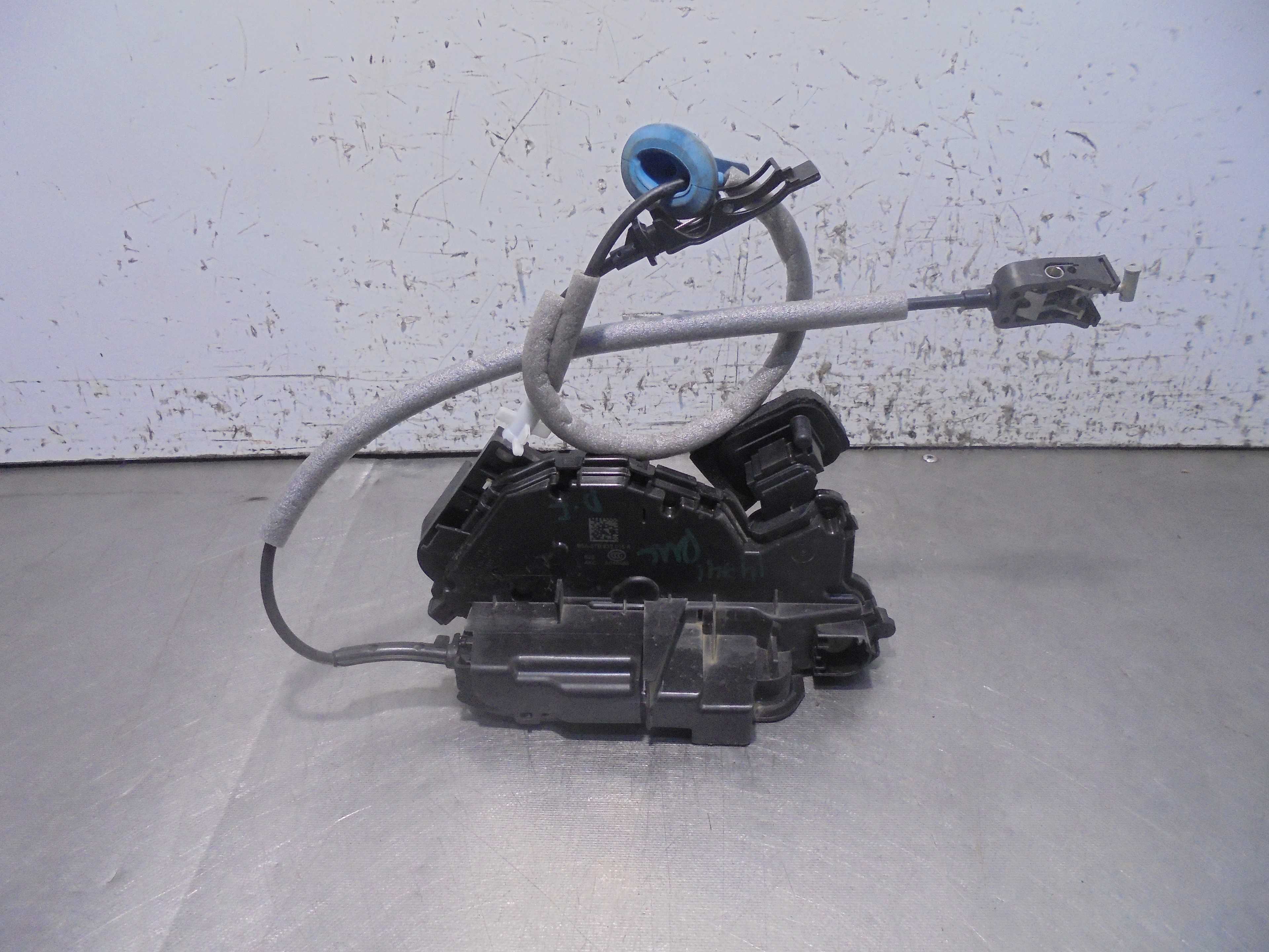Recambio de cerradura puerta delantera izquierda para volkswagen t-cross advance referencia OEM IAM B5A5TB837015A ELÉCTRICA 5 PU