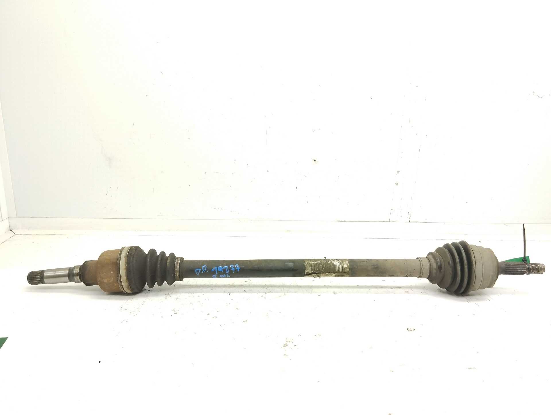 Recambio de transmision delantera derecha para peugeot 208 style referencia OEM IAM 9803959680  
