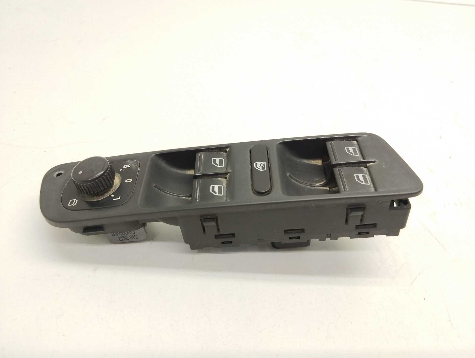 Recambio de mando elevalunas delantero izquierdo para volkswagen tiguan (5n2) advance bluemotion referencia OEM IAM 1K4959857B  