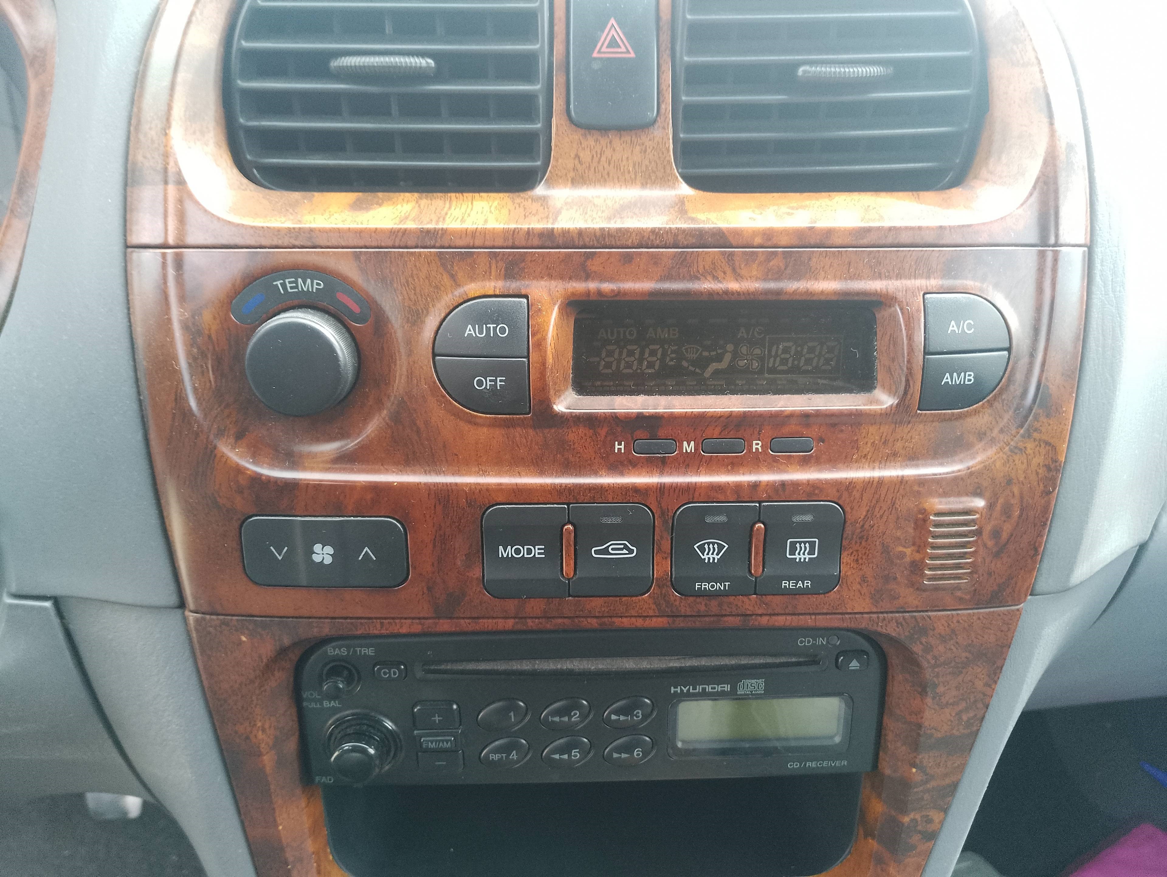 Recambio de mando climatizador para hyundai sonata (y4) 2.0i 16v gls referencia OEM IAM   