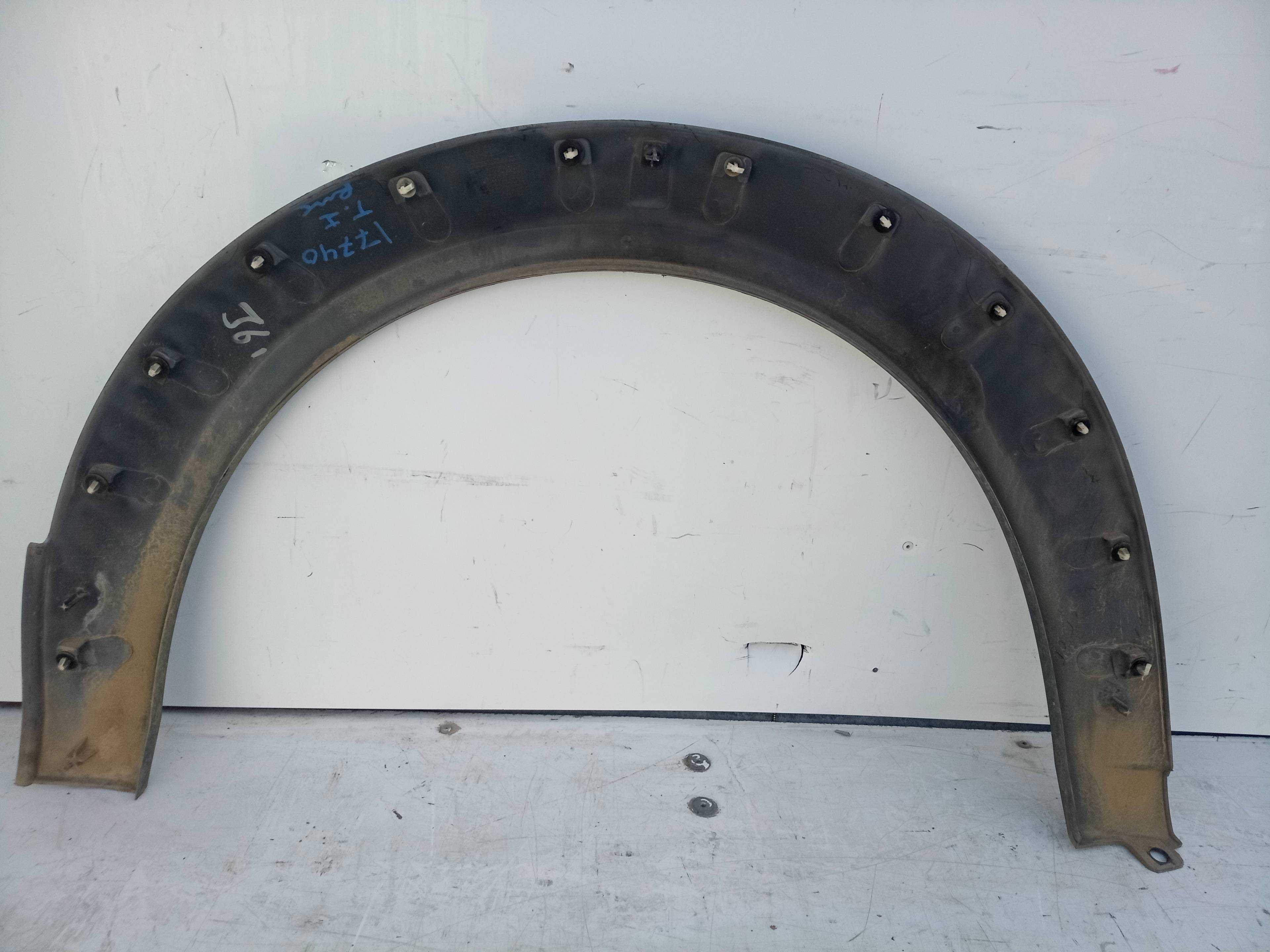 Recambio de aletin trasero izquierdo para ford transit connect (tc7) 1.8 tdci cat referencia OEM IAM   
