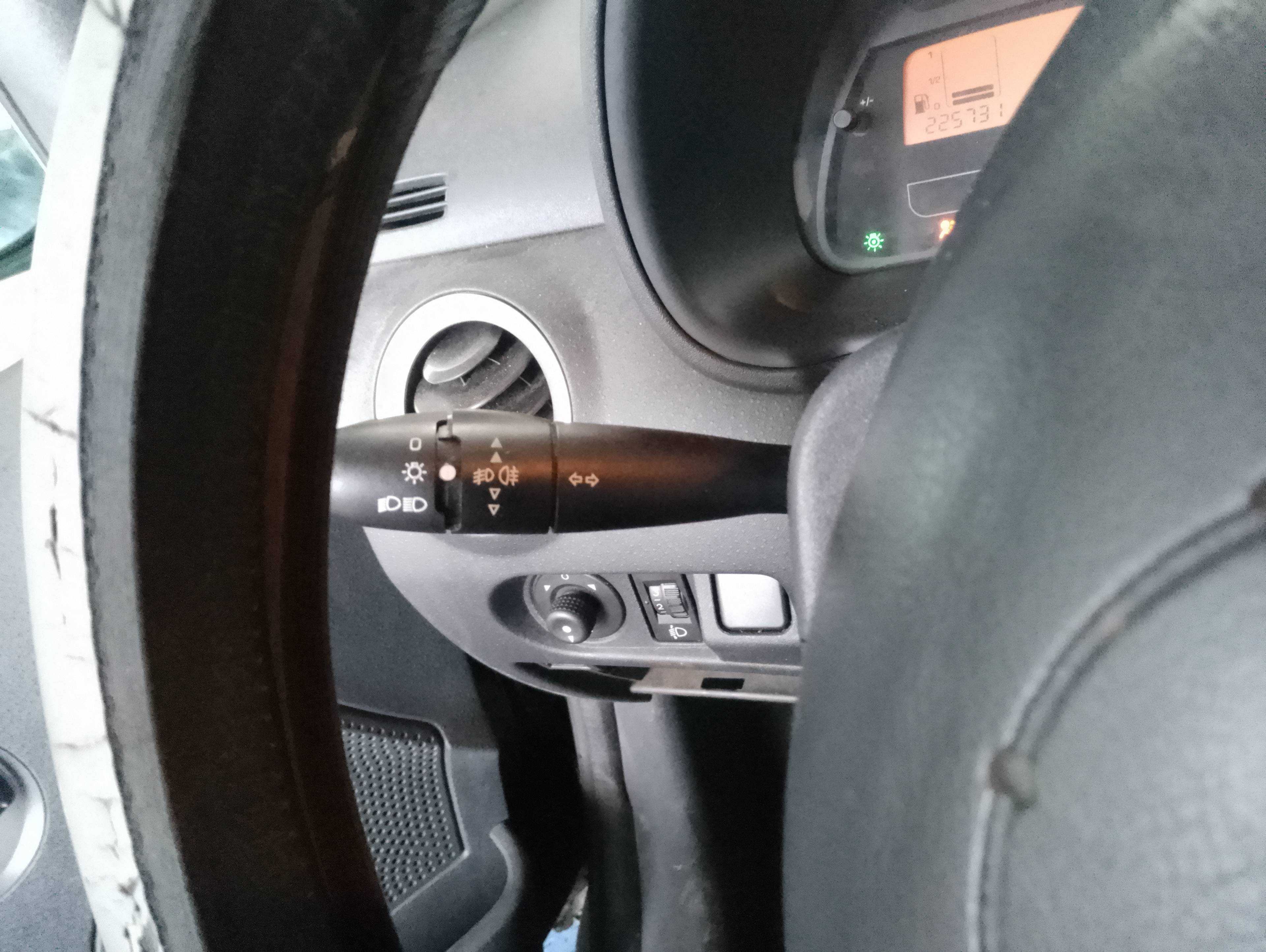 Recambio de mando luces/intermitencia (com2000) para citroën c2 empresa referencia OEM IAM   