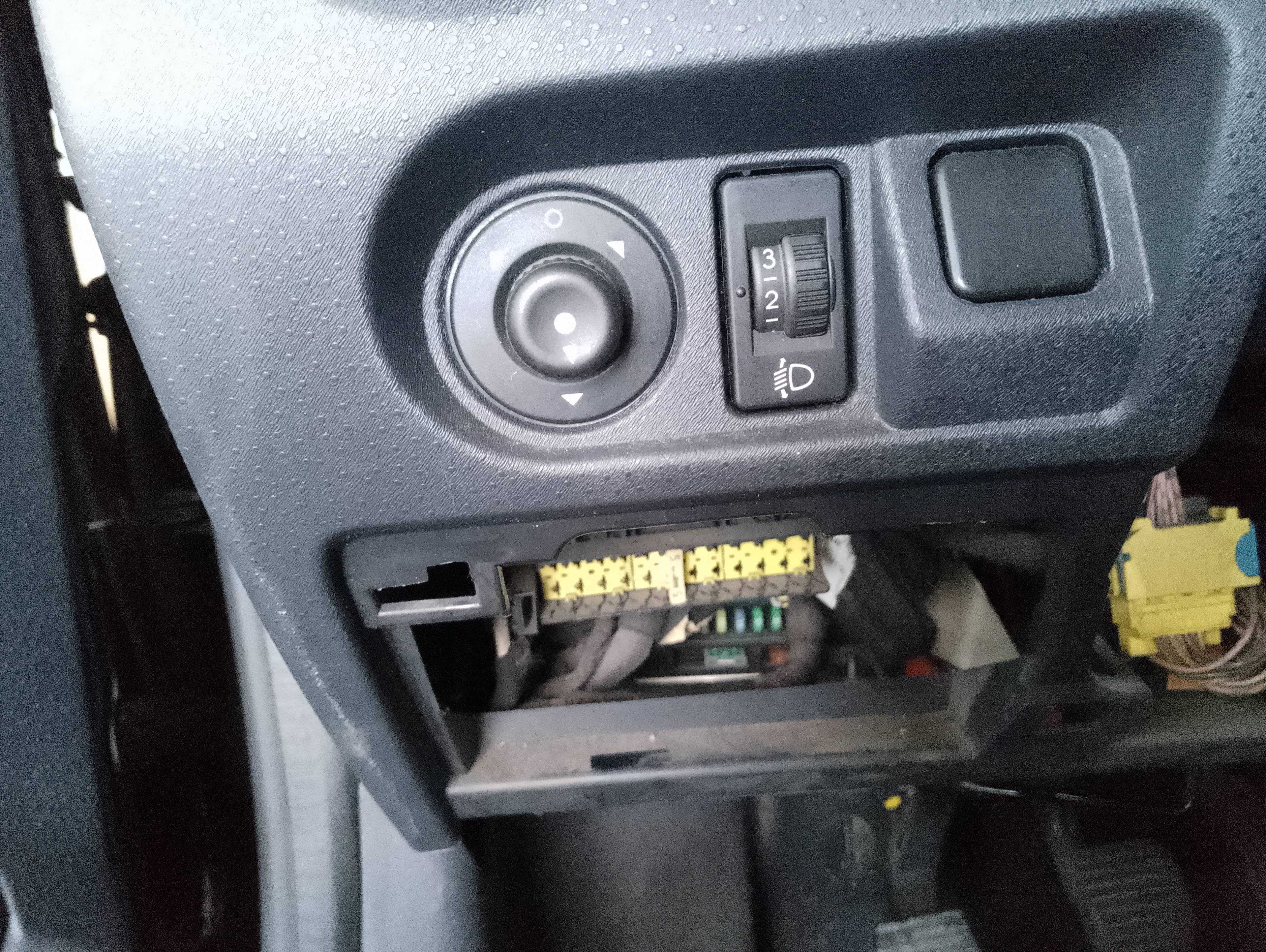 Recambio de mando retrovisor para citroën c2 empresa referencia OEM IAM   