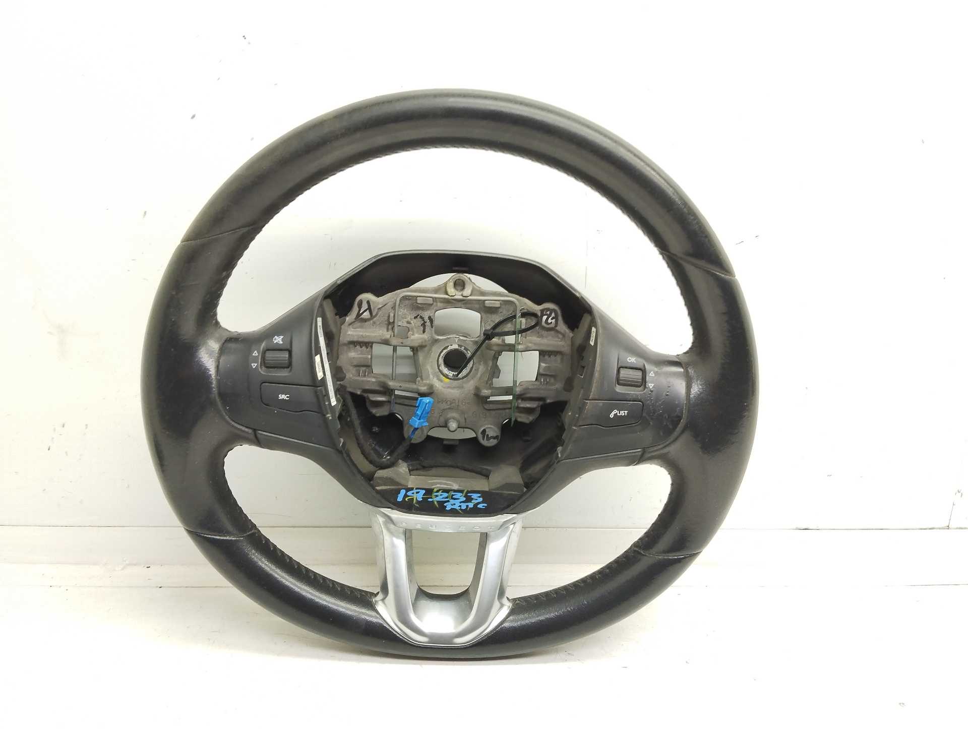 Recambio de volante para peugeot 208 style referencia OEM IAM 98084115ZD 86758803 