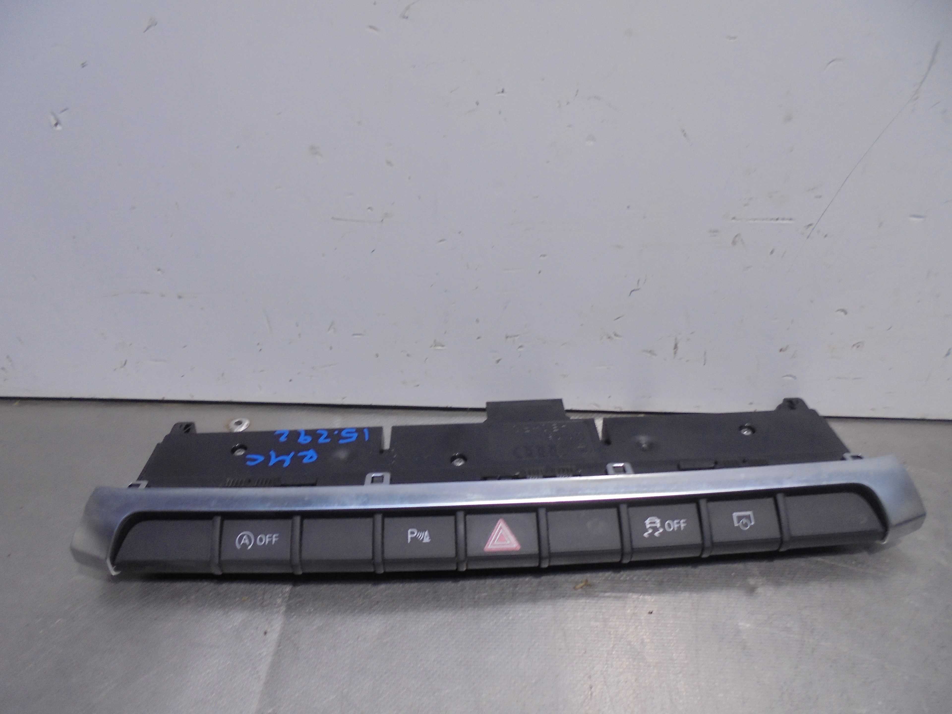 Recambio de mando warning para audi a3 sedán (8vm) 30 tdi básico referencia OEM IAM 8V0925301  