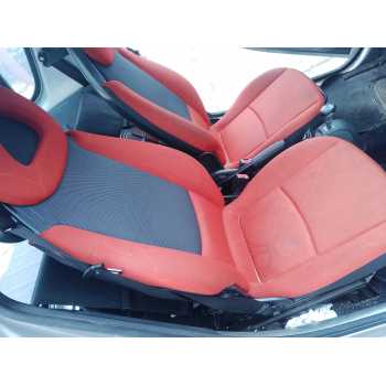ASIENTO DELANTERO DERECHO 