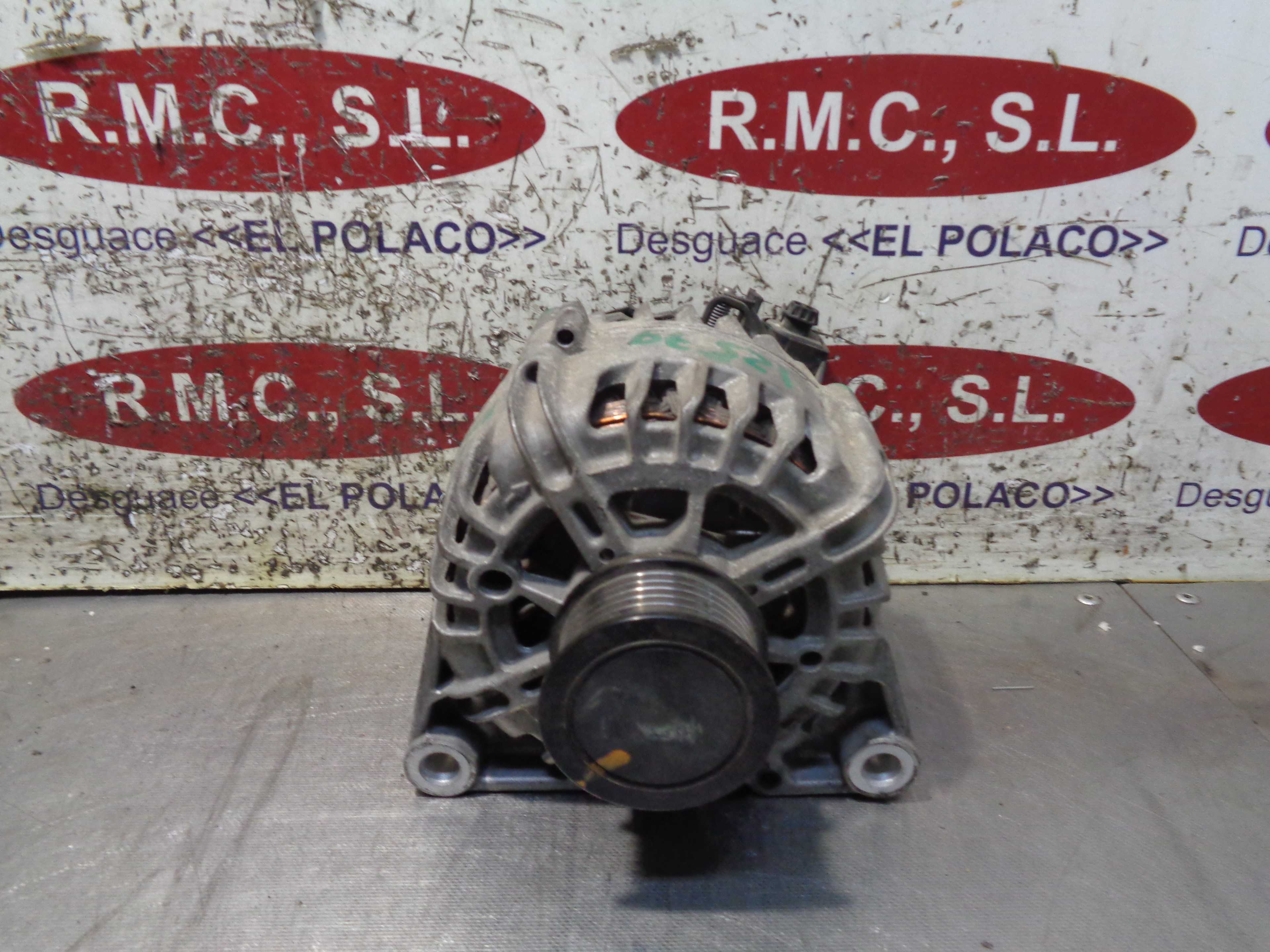Recambio de alternador para ford fiesta (ccn) ambiente referencia OEM IAM AV6N10300 116034833 