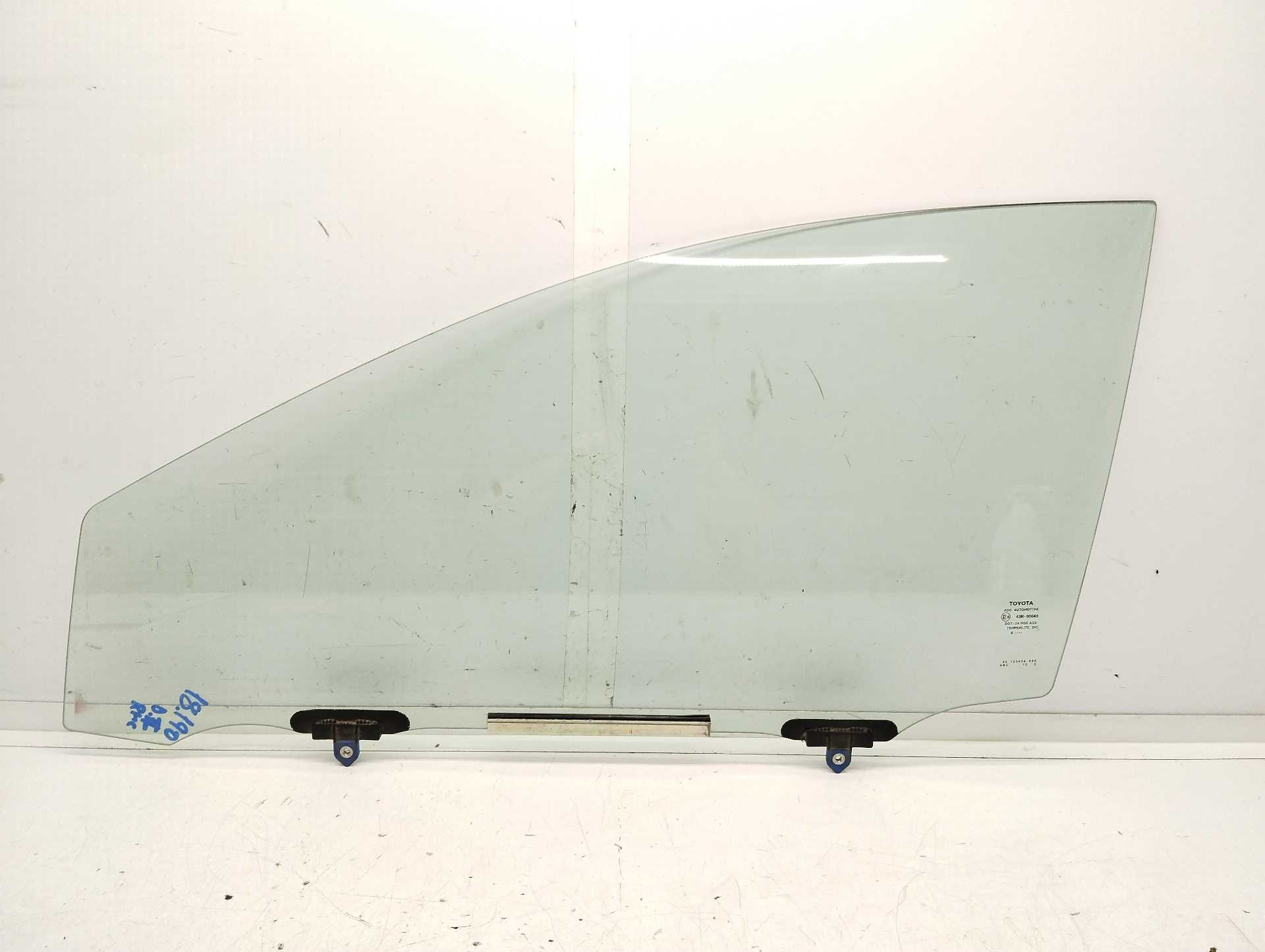 Recambio de luna delantera izquierda para toyota auris hybrid active referencia OEM IAM 43R00049  