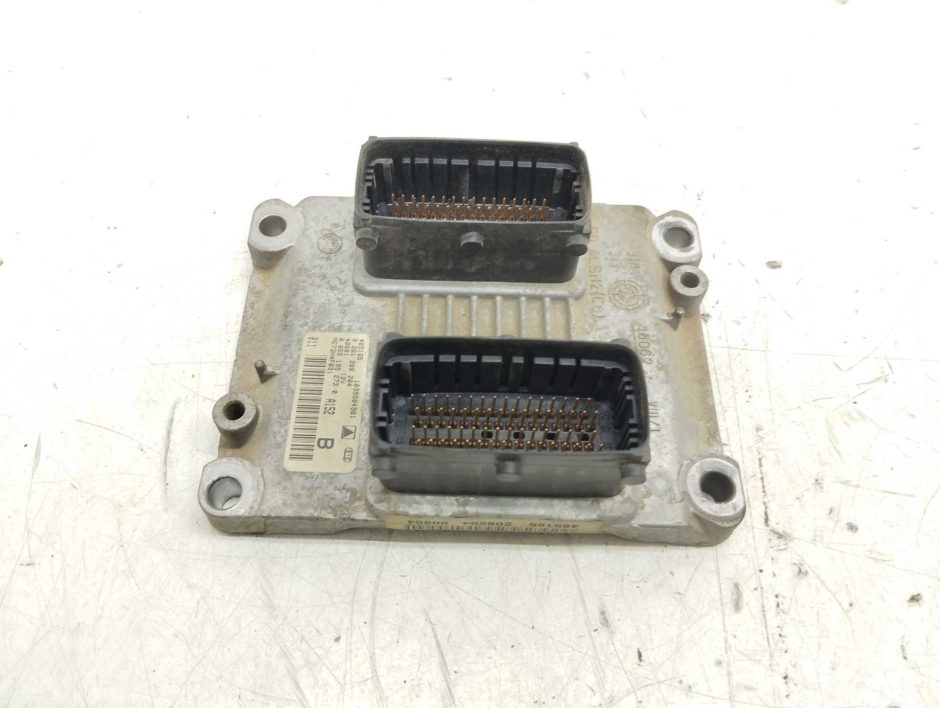 Recambio de centralita motor uce para fiat stilo (192) 1.4 16v active (05.2004) referencia OEM IAM 0261208204 1039S04981 
