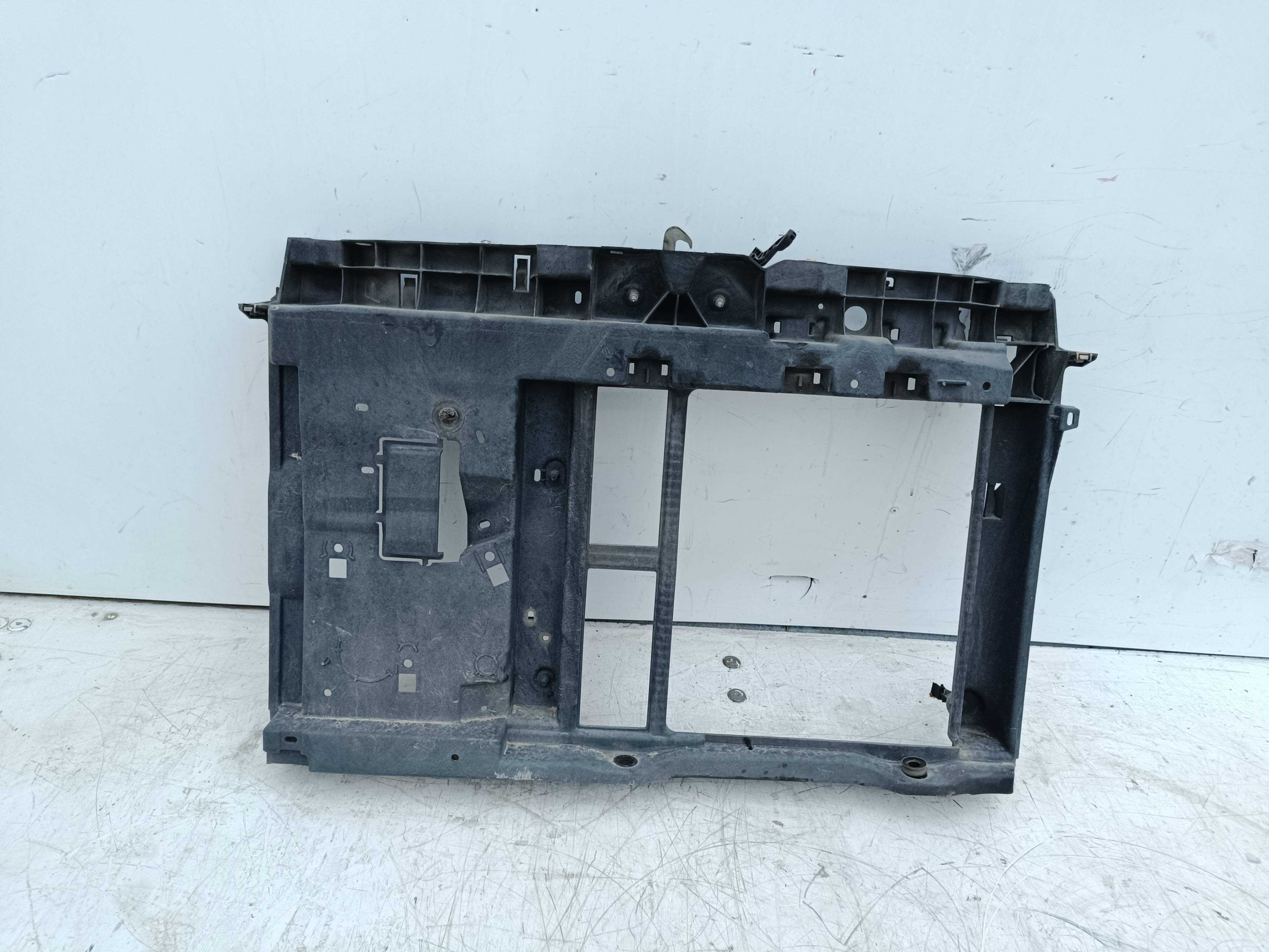 Recambio de panel frontal para peugeot 207 x-line referencia OEM IAM   