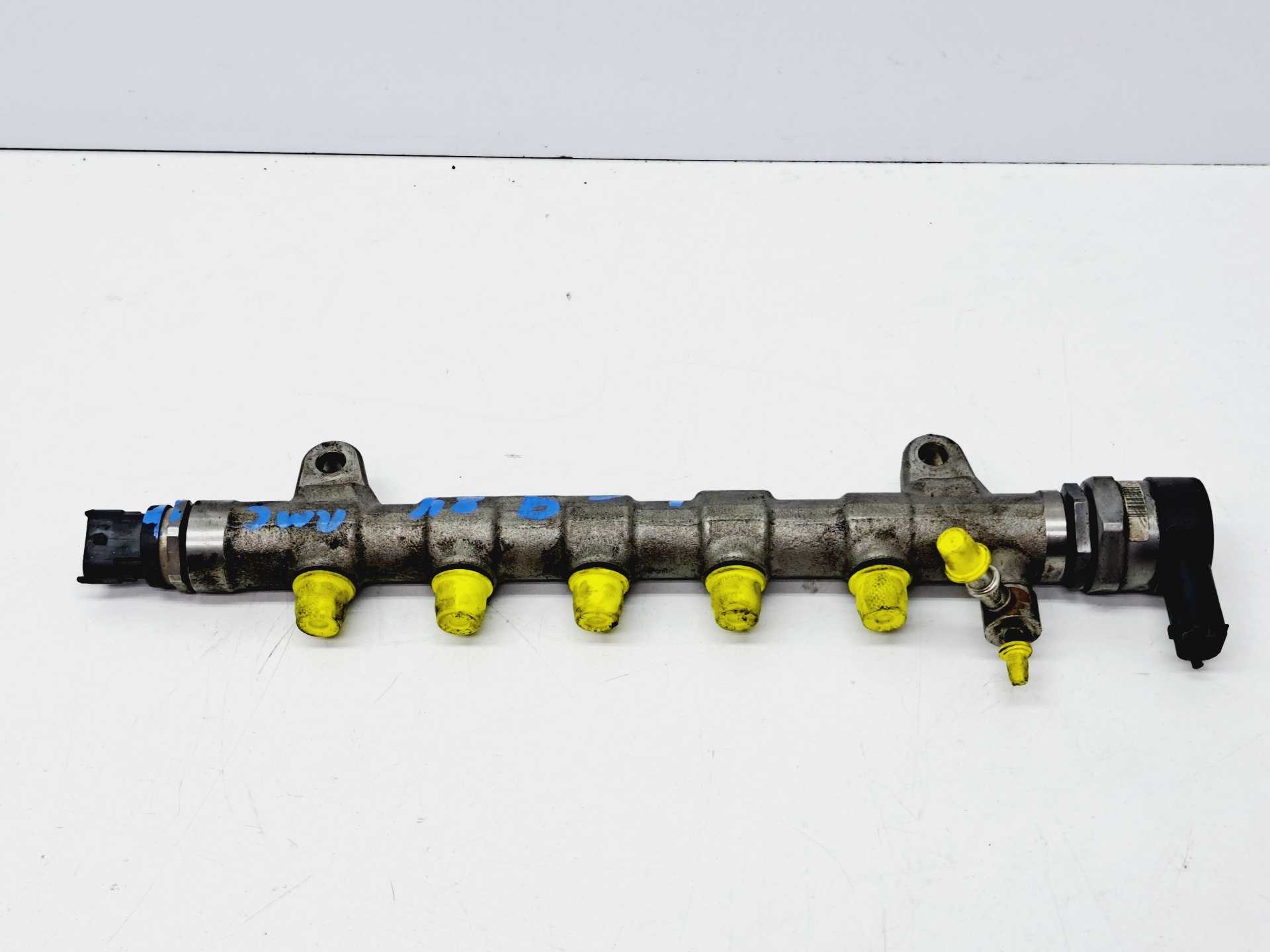 Recambio de rampa inyectora para kia carens ( ) basic referencia OEM IAM 314002A640 0445214351 BOSCH