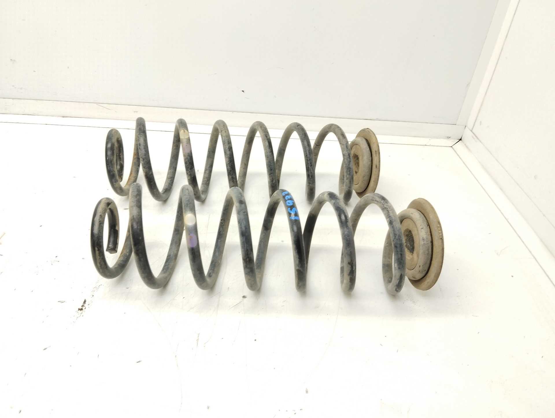 Recambio de muelle amortiguacion trasero para volkswagen tiguan (5n2) advance bluemotion referencia OEM IAM   