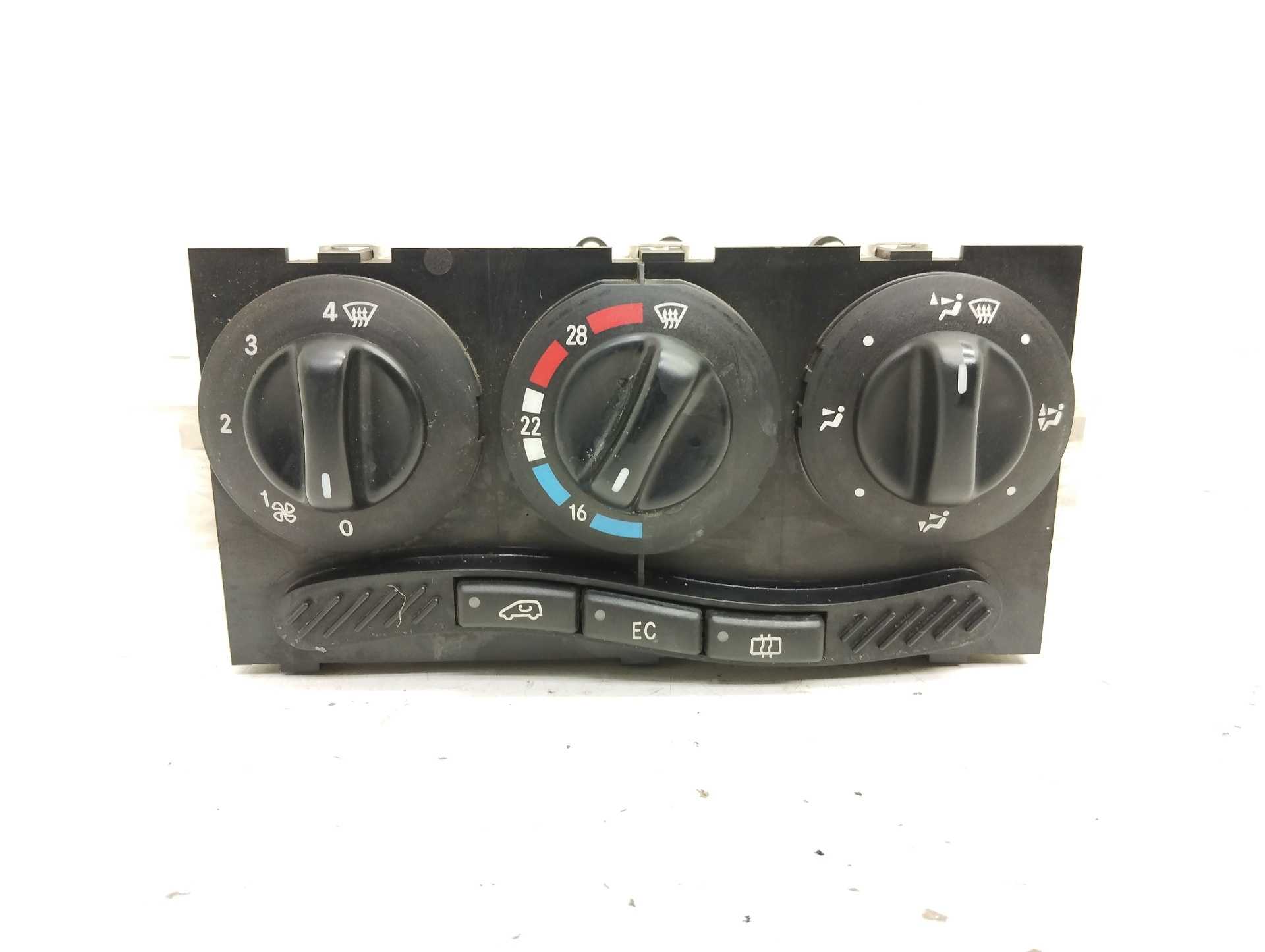 Recambio de mando calefaccion / aire acondicionado para mercedes-benz clase a (w168) 160 (168.033) referencia OEM IAM 1688300485