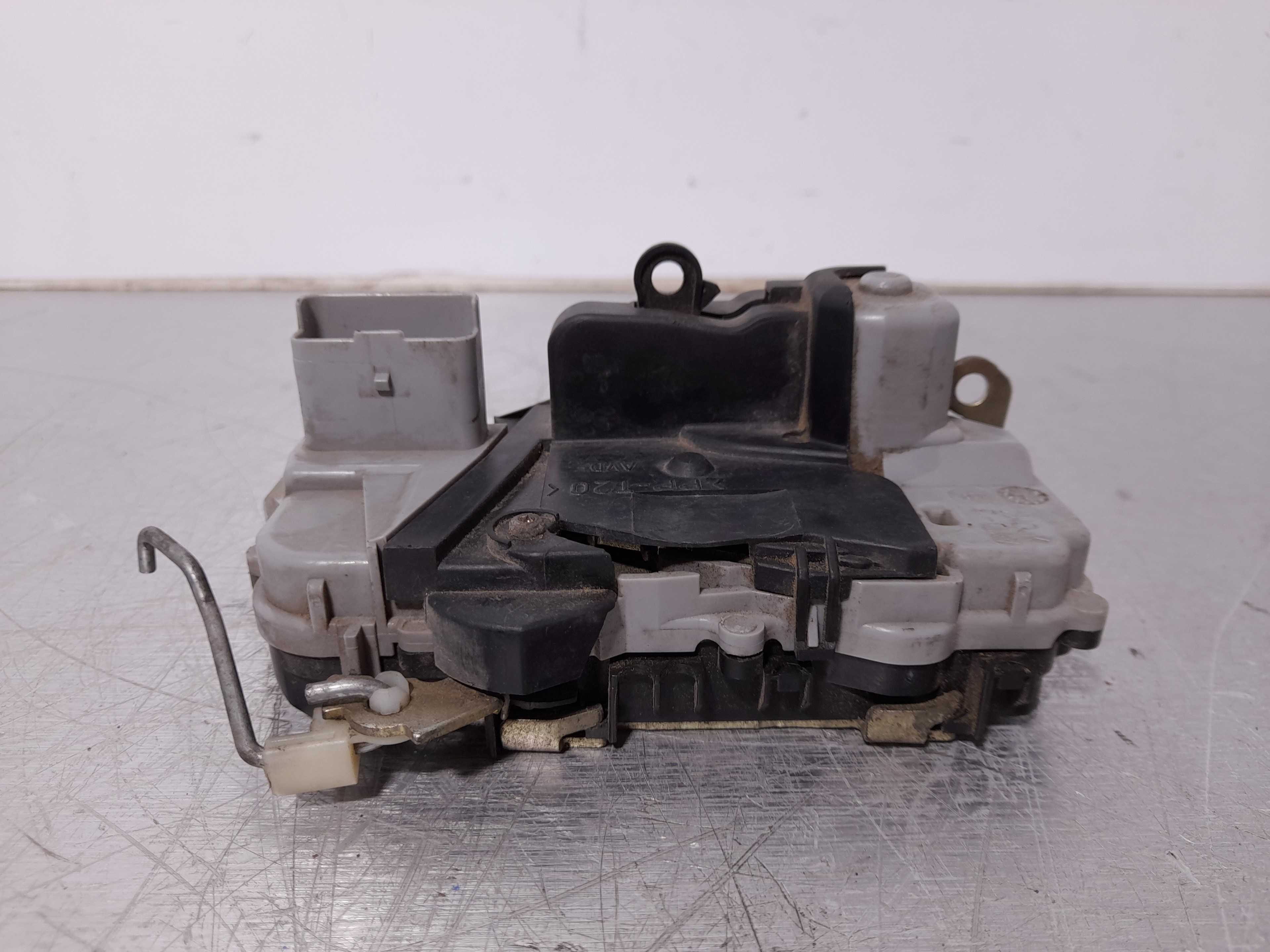 Recambio de cerradura puerta delantera derecha para peugeot 307 (s1) xt referencia OEM IAM   