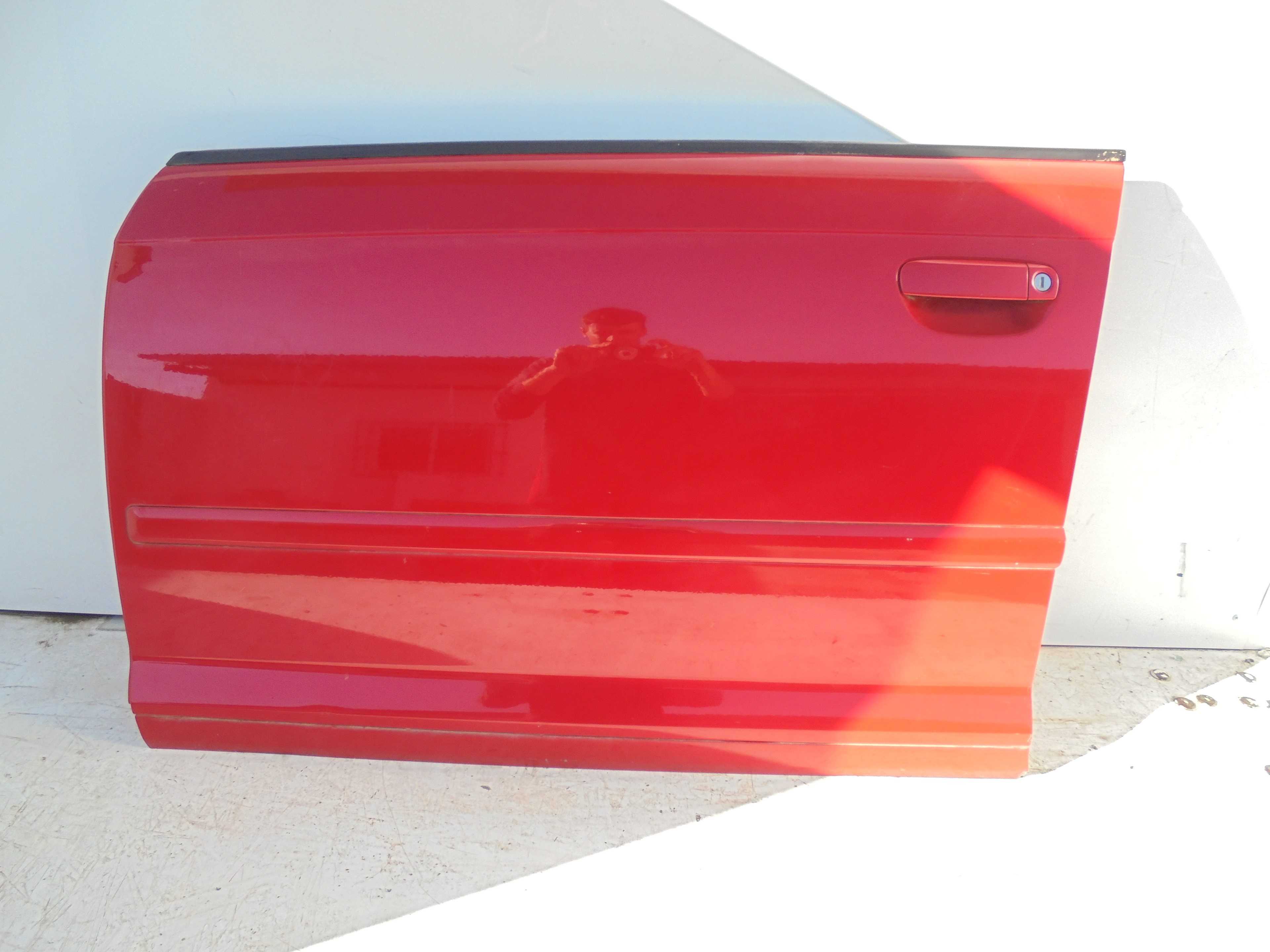 Recambio de puerta delantera izquierda para audi a3 (8p) 2.0 tdi referencia OEM IAM   
