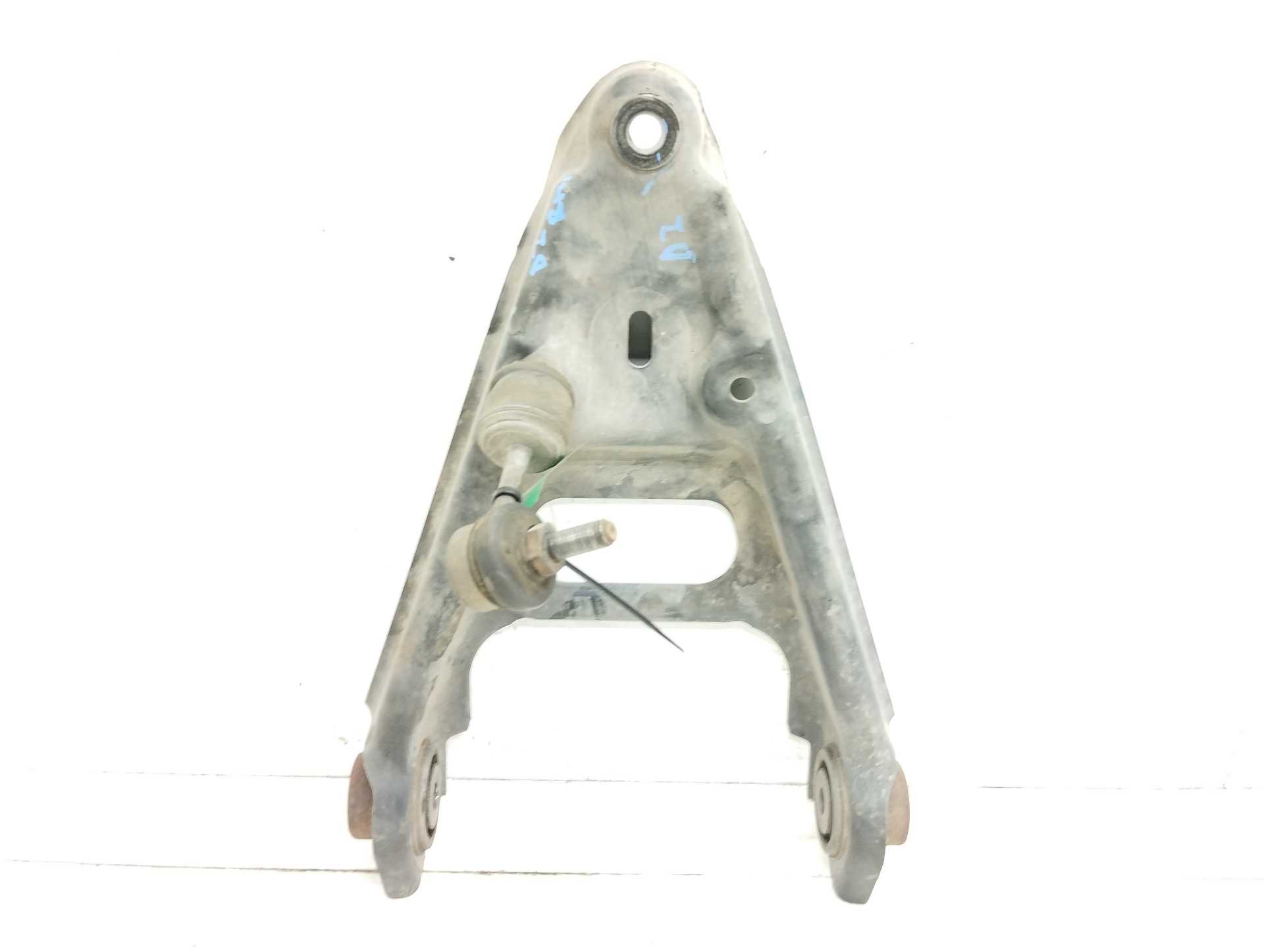 Recambio de brazo suspension inferior delantero izquierdo para smart fort. c referencia OEM IAM  Q0014141V002 Q0014141V002000000