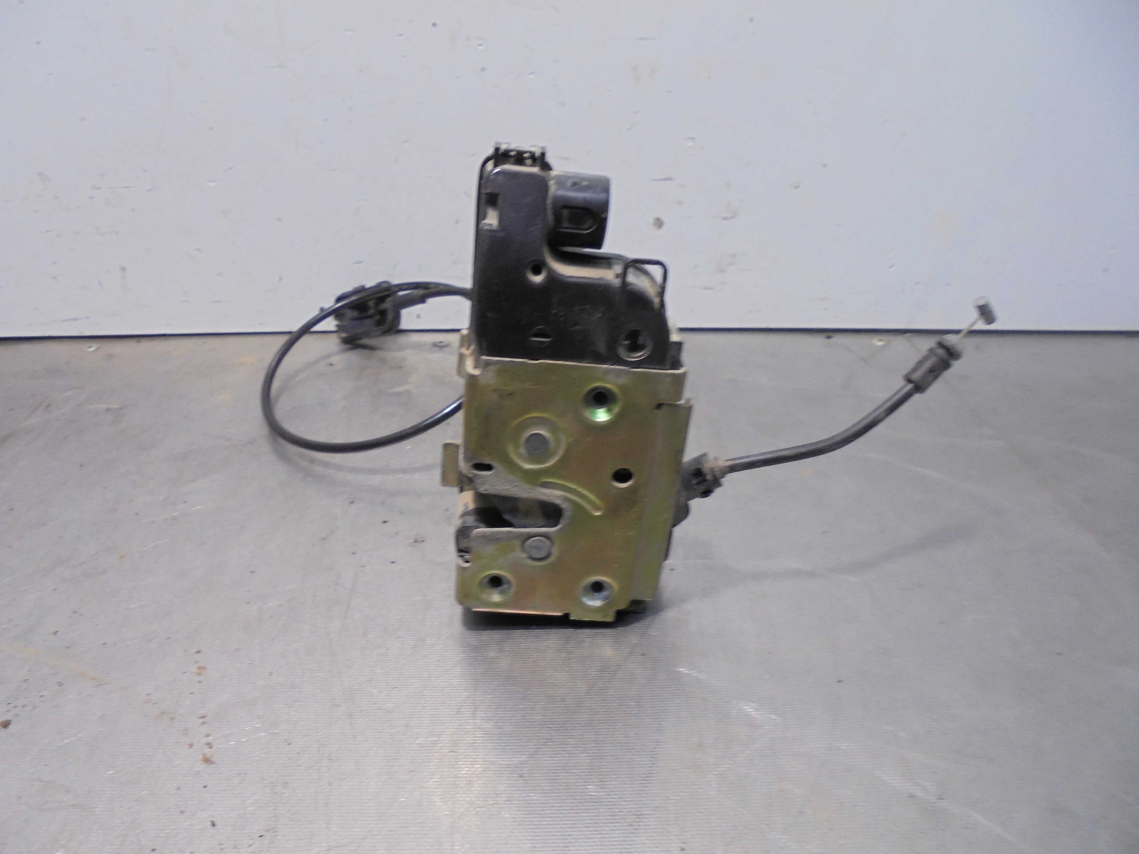 Recambio de cerradura puerta delantera derecha para renault scenic ii authentique referencia OEM IAM  ELECTRICA 5 PUERTAS 