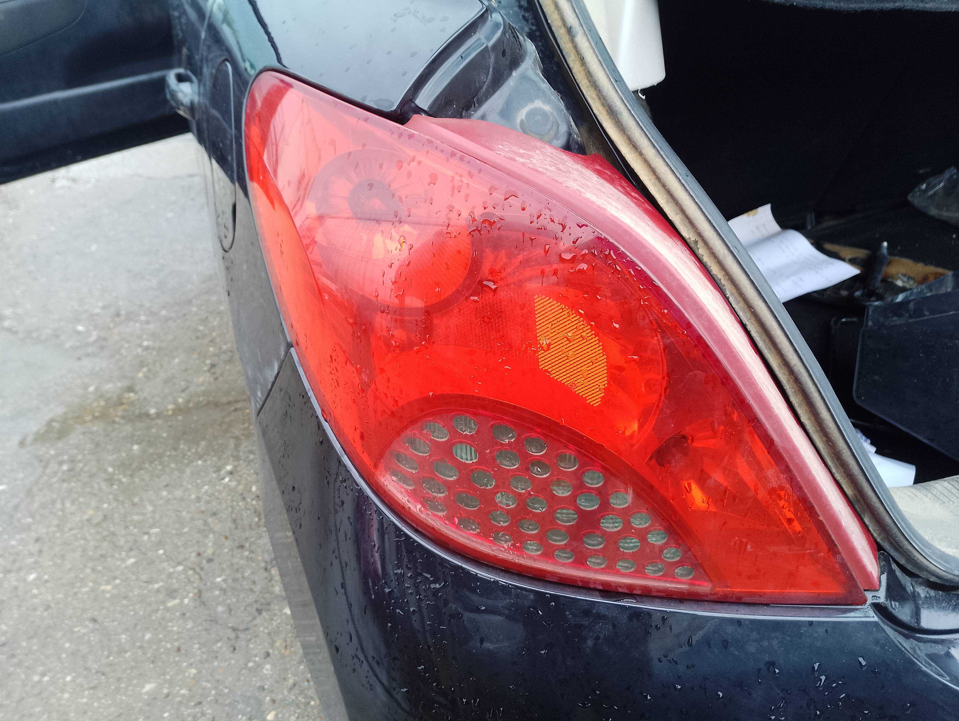 Recambio de piloto trasero izquierdo para peugeot 207 urban referencia OEM IAM   