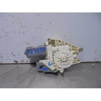 MOTOR ELEVALUNAS TRASERO DERECHO 103315104 
