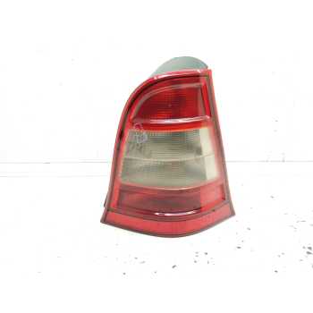 PILOTO TRASERO DERECHO 1688200664R 3310596006 
