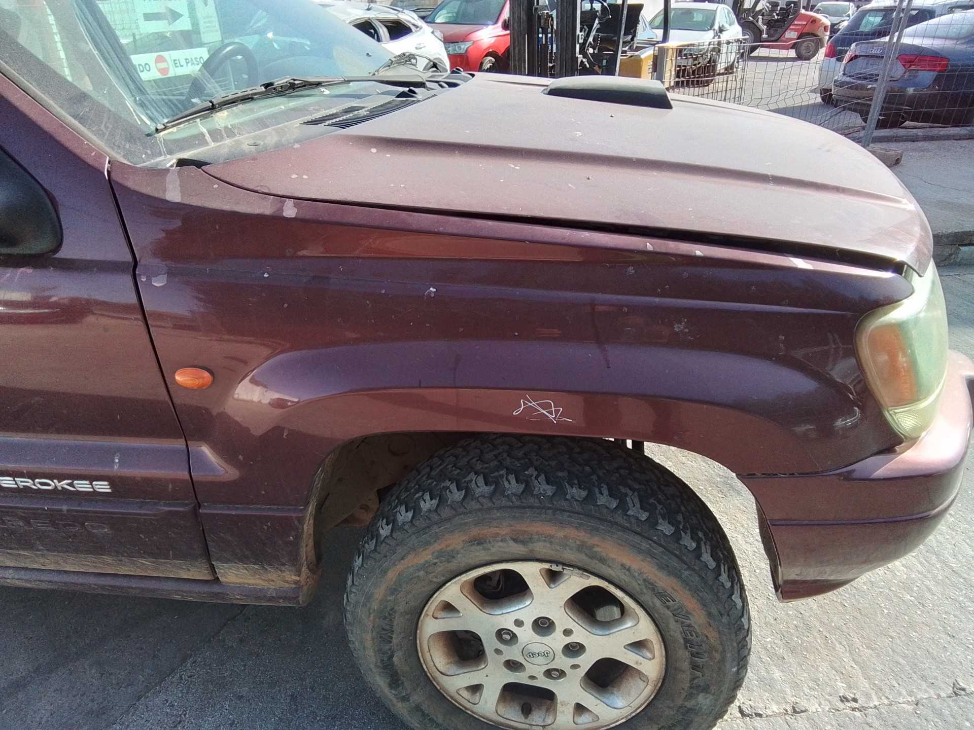 Recambio de aleta delantera derecha para chrysler jeep gr.cherokee (wj/wg) 3.1 td laredo referencia OEM IAM   