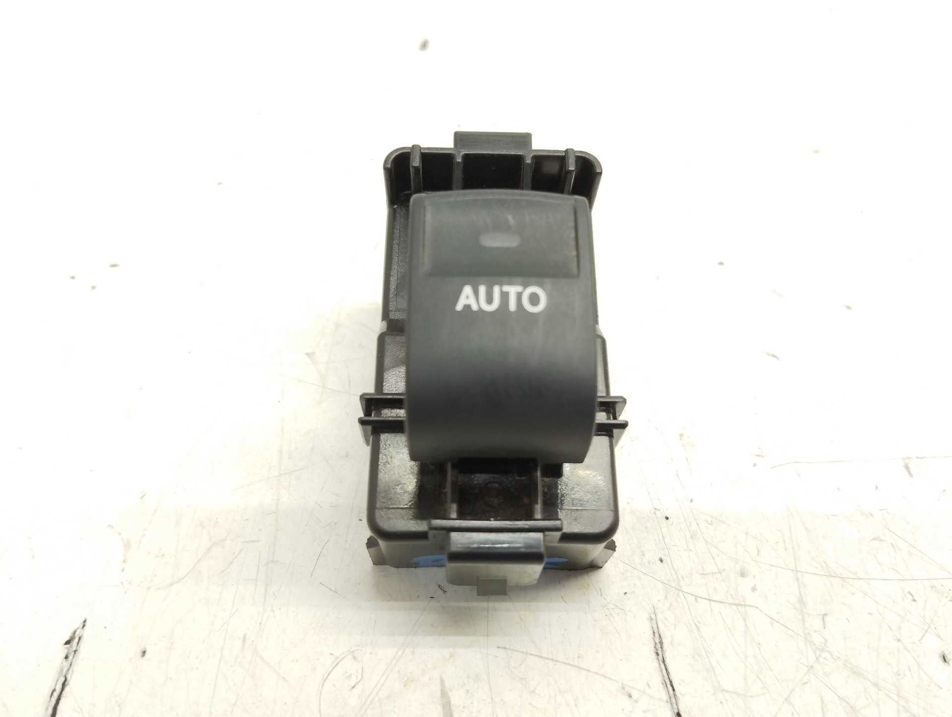Recambio de mando elevalunas trasero izquierdo para toyota auris hybrid active referencia OEM IAM 192801  