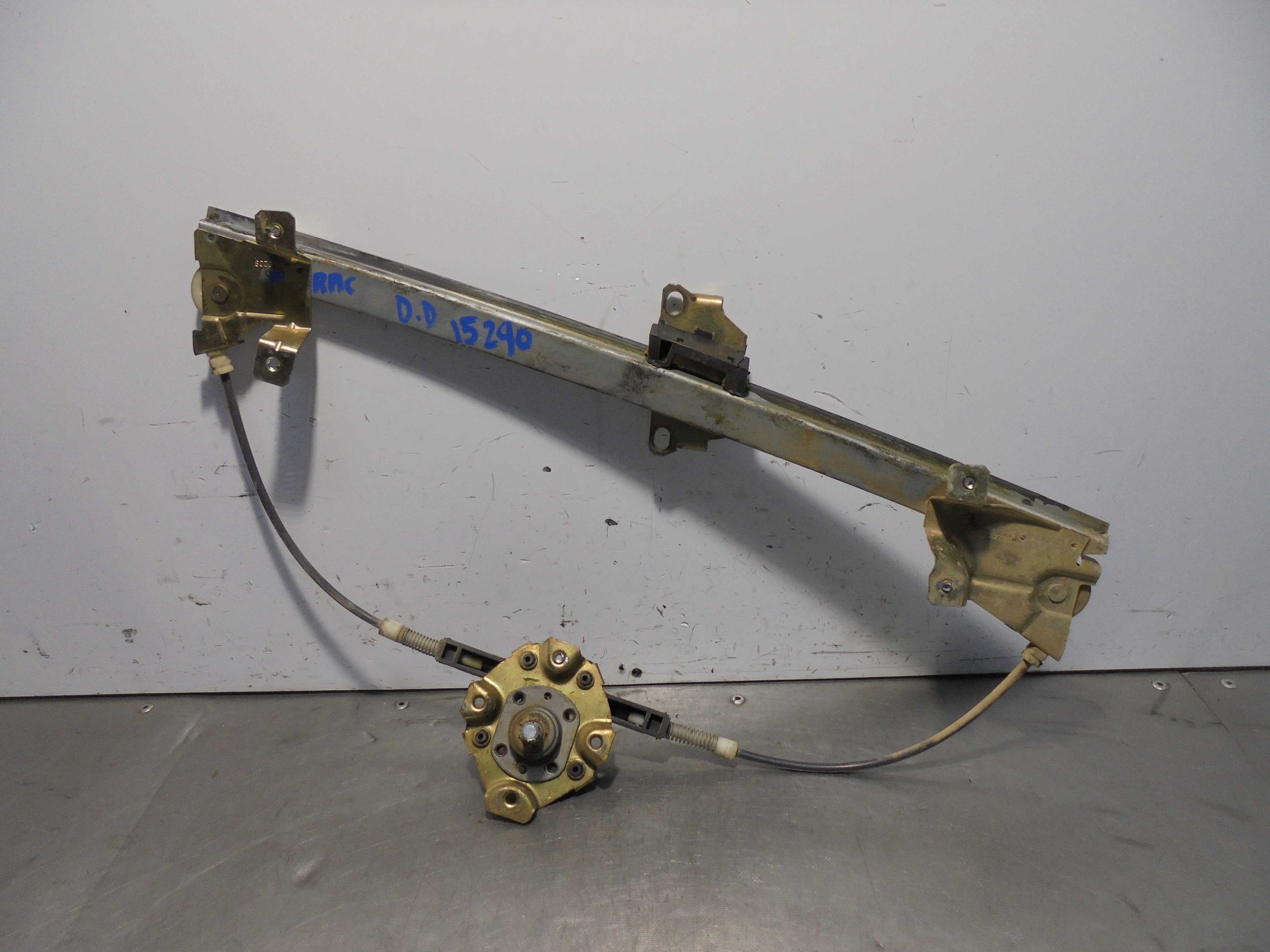 Recambio de elevalunas delantero derecho para opel kadett e cup lim. referencia OEM IAM  MANUAL 4 PUERTAS 