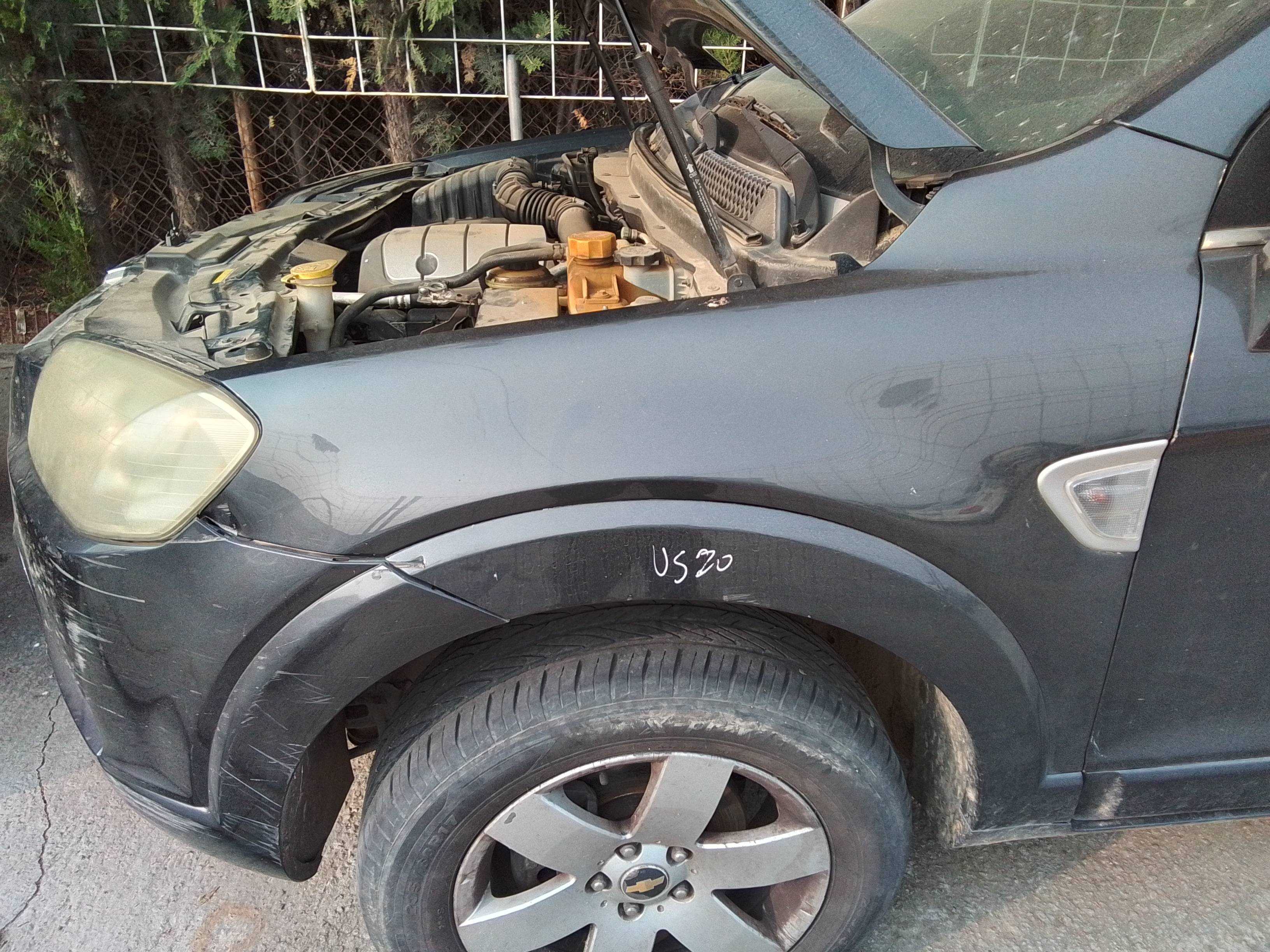 Recambio de aleta delantera izquierda para chevrolet captiva 2.0 vcdi ls referencia OEM IAM   