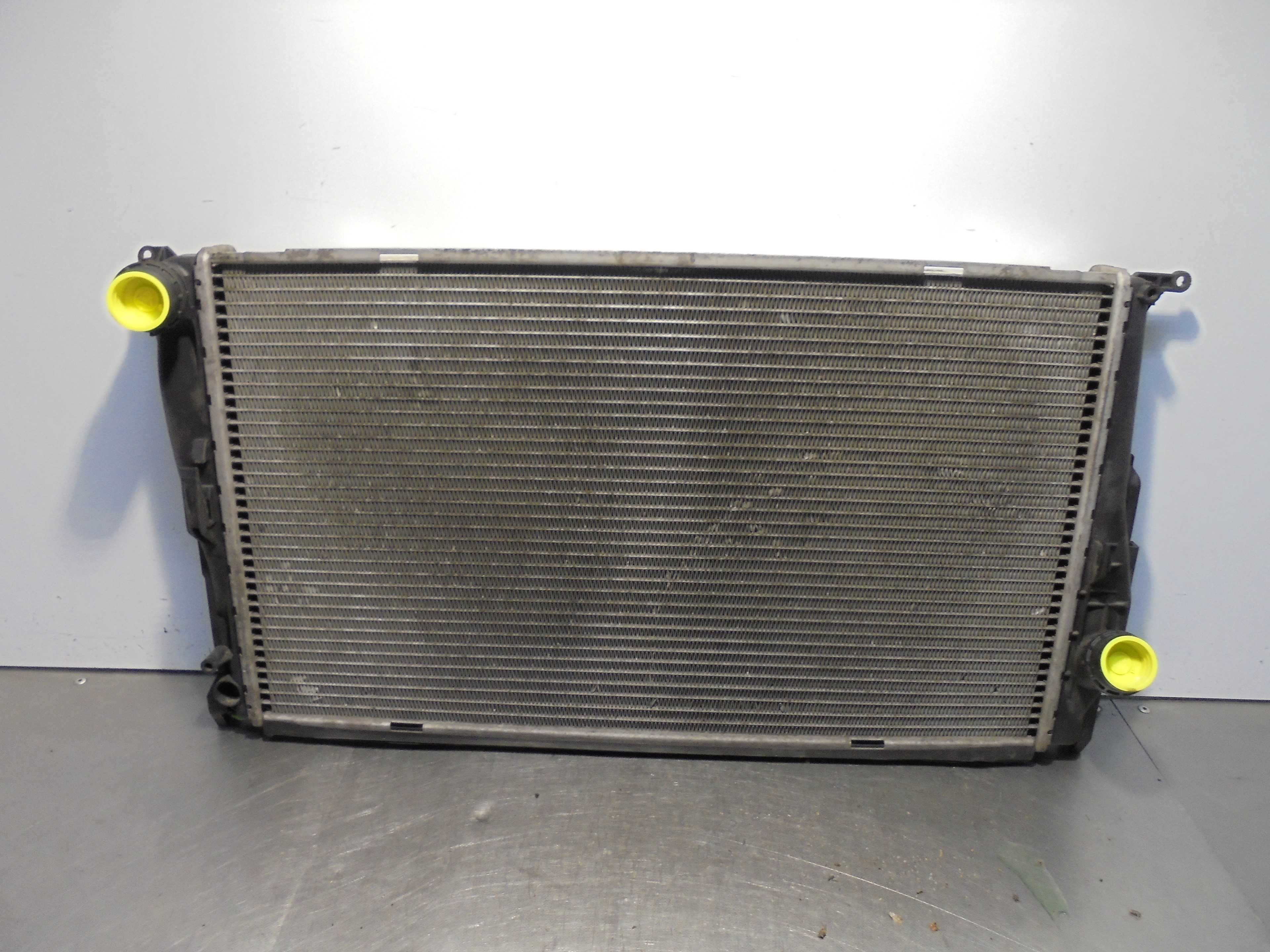 Recambio de radiador agua para bmw serie 1 berlina (e81/e87) 2.0 16v referencia OEM IAM 17117788903 MODINE 