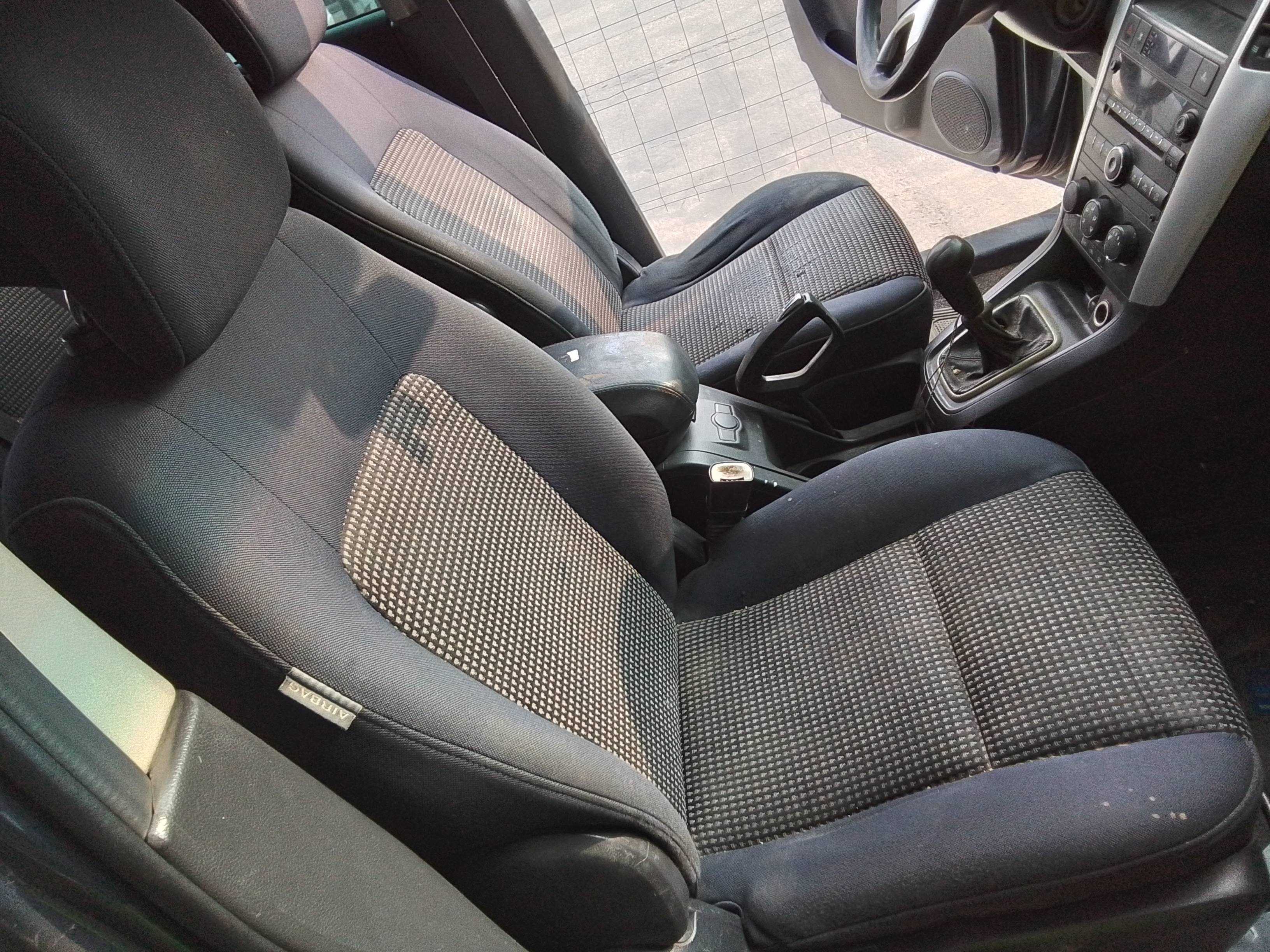 Recambio de asiento delantero derecho para chevrolet captiva 2.0 vcdi ls referencia OEM IAM   