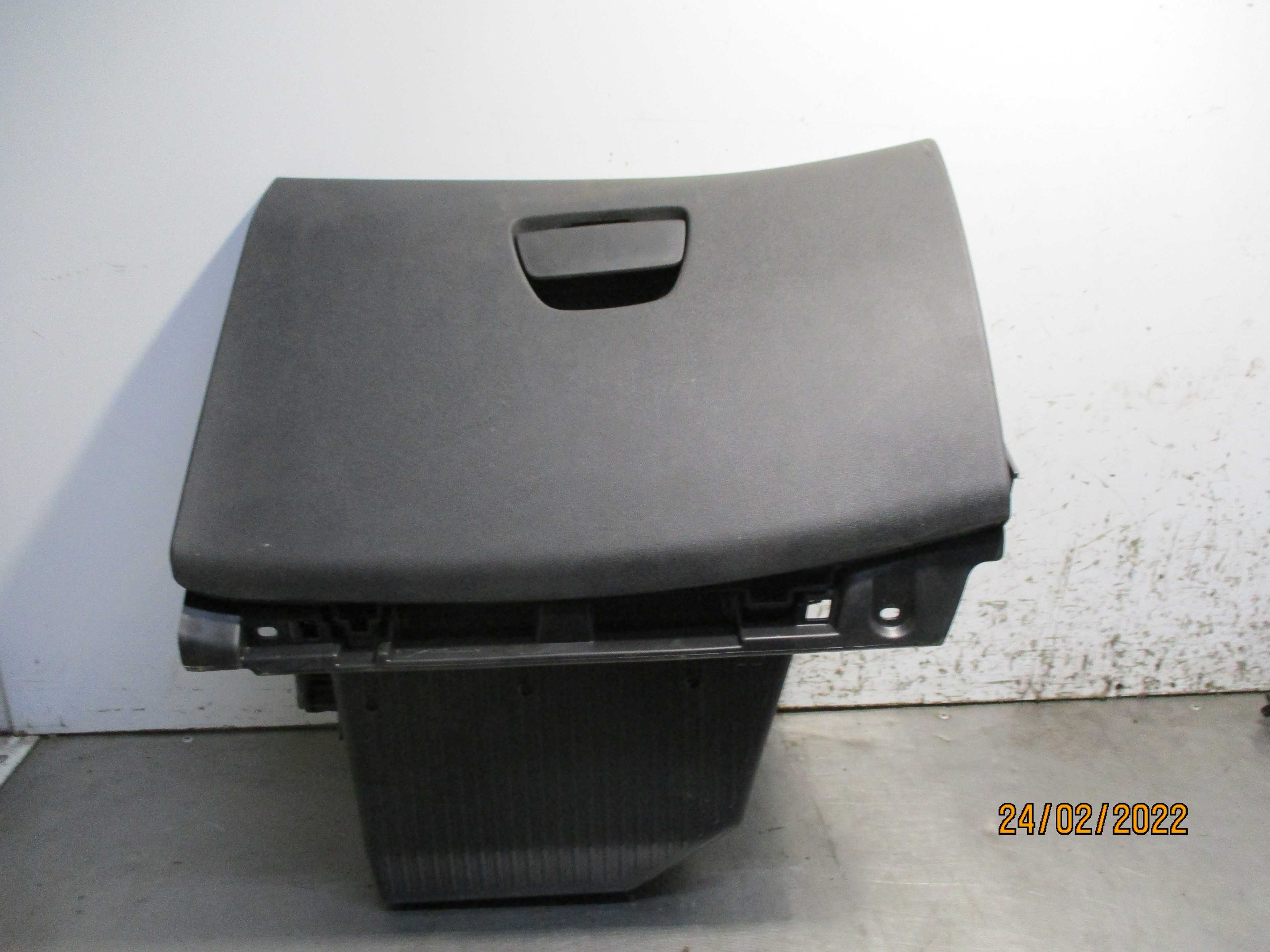 Recambio de guantera para peugeot 2008 (--.2013) active referencia OEM IAM 9672847477 9673811277 1089150 1089146K