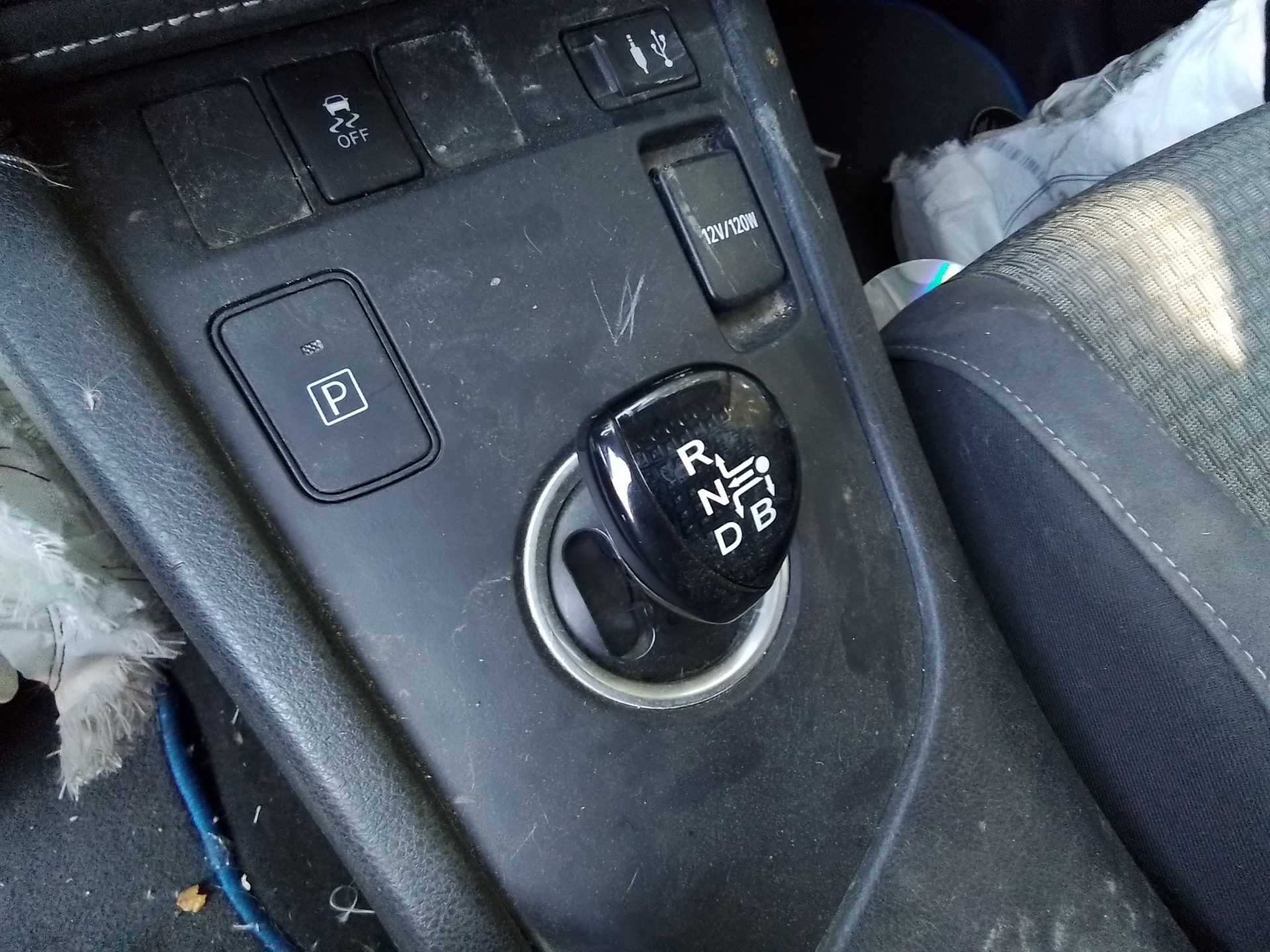 Recambio de palanca cambio para toyota auris hybrid active referencia OEM IAM   
