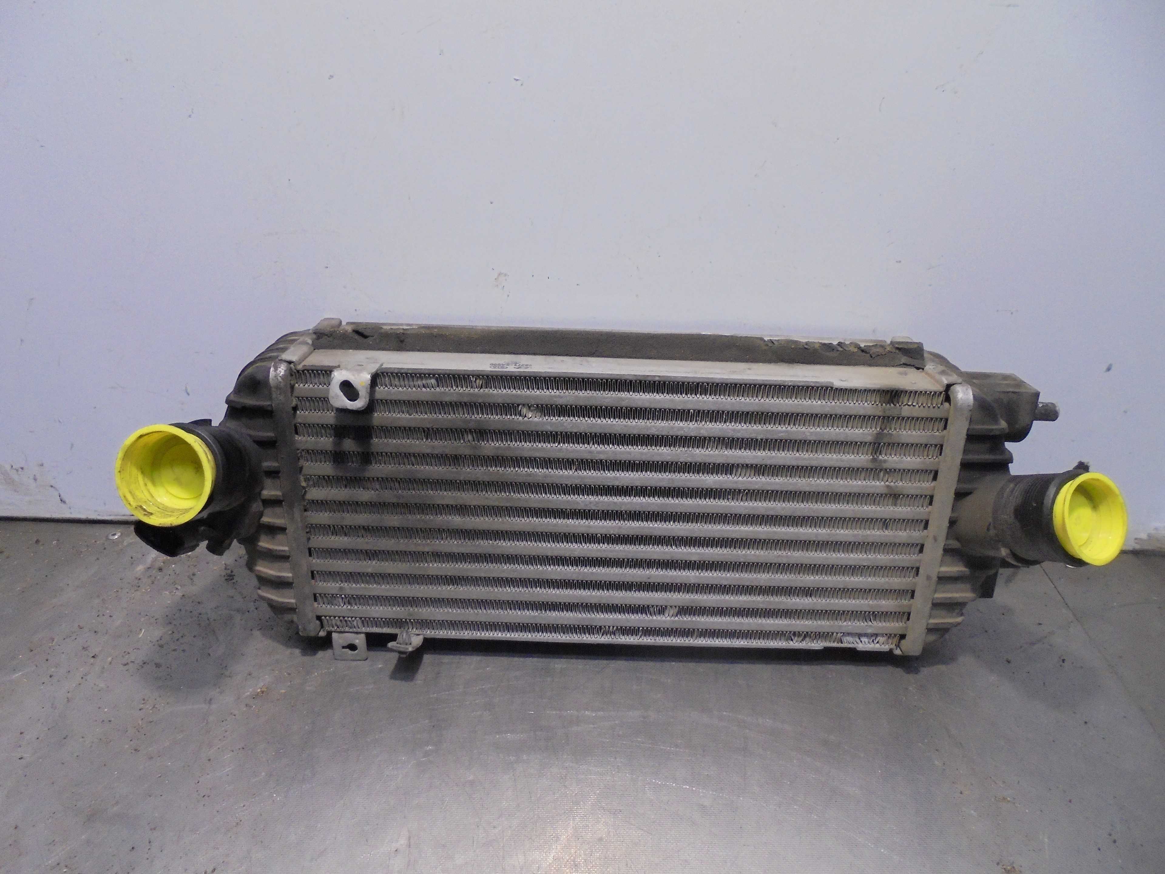 Recambio de intercooler para hyundai i40 cw klass blue referencia OEM IAM 282712A800  
