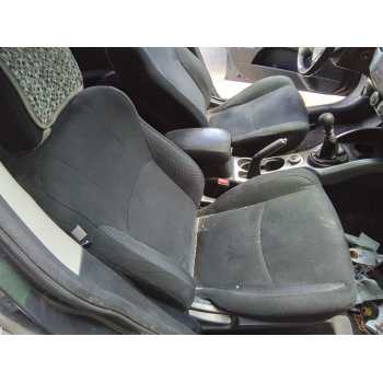 ASIENTO DELANTERO DERECHO 