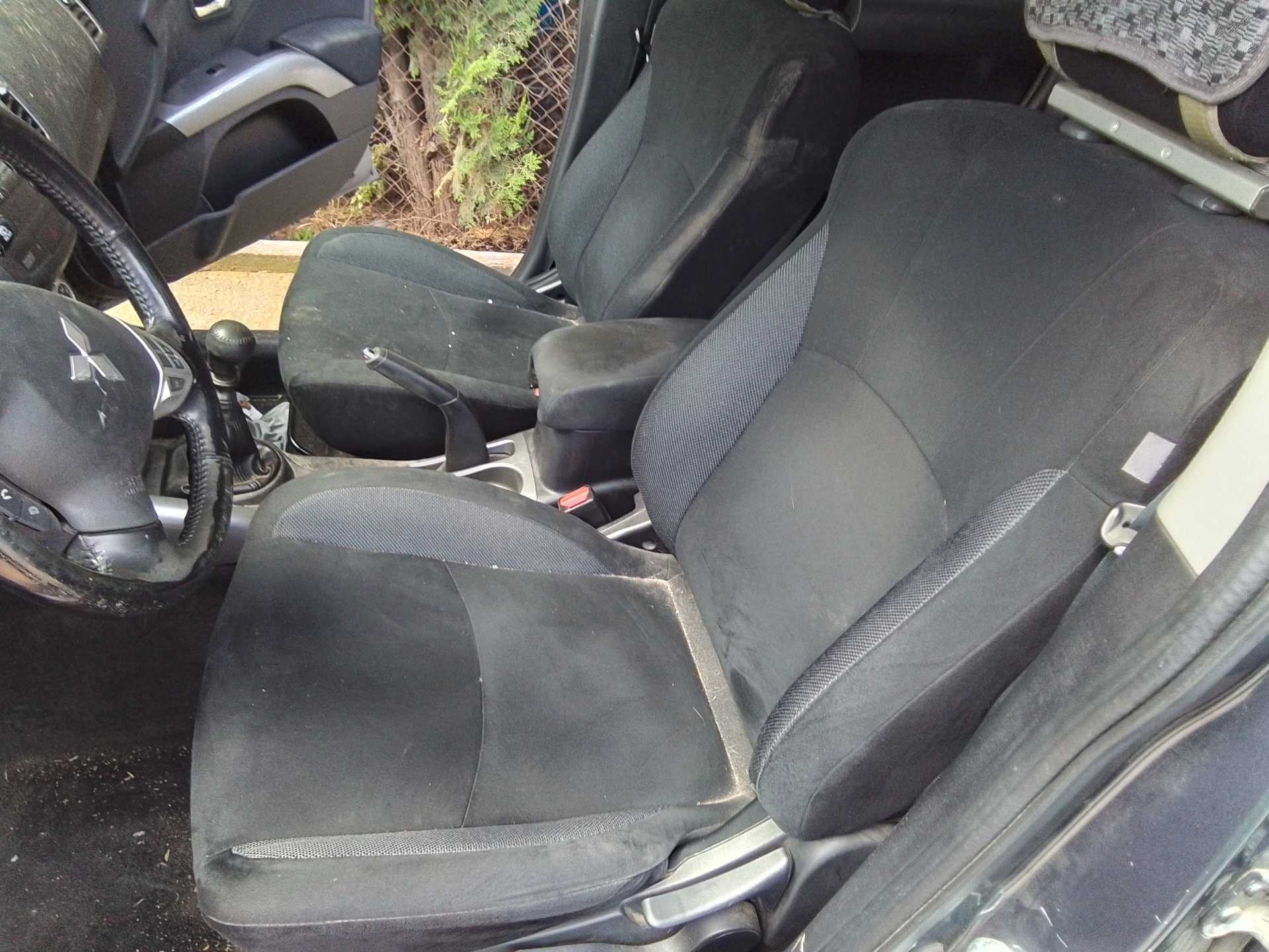 Recambio de asiento delantero izquierdo para mitsubishi outlander (cw0) 2.2 di-d cat referencia OEM IAM   