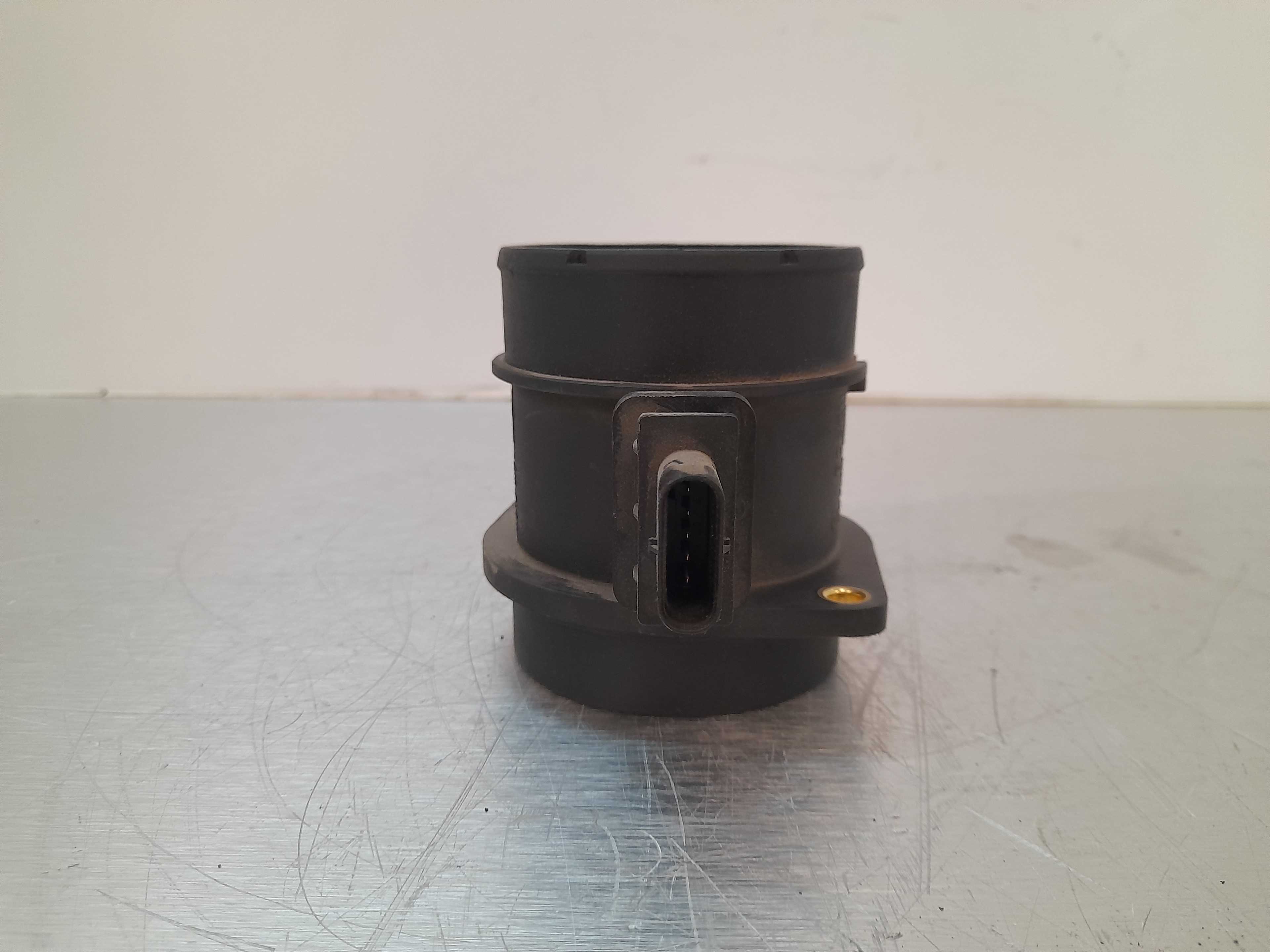Recambio de caudalimetro para kia carens (un) concept referencia OEM IAM 0281002721  