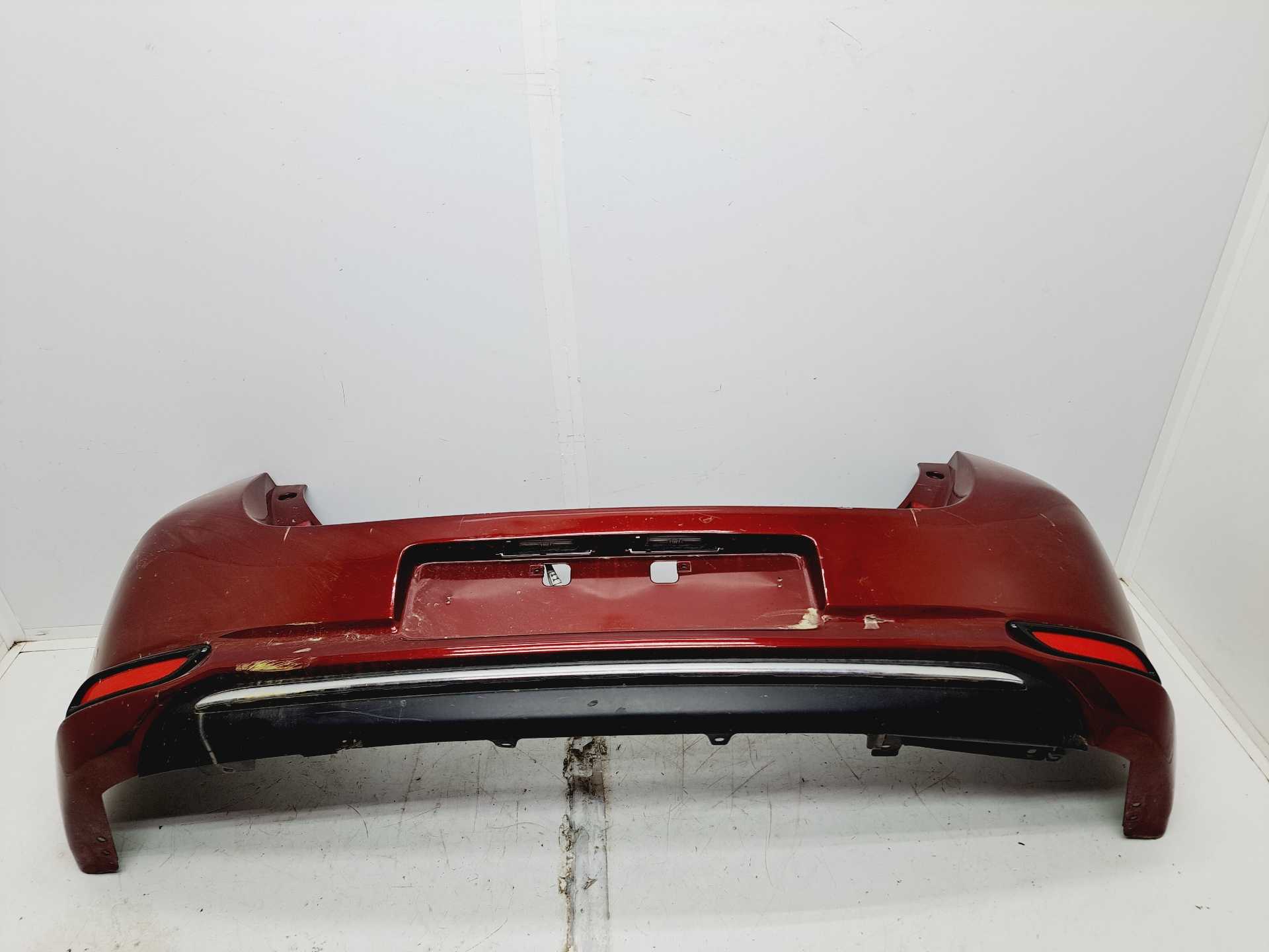 Recambio de paragolpes trasero para toyota auris hybrid active referencia OEM IAM   