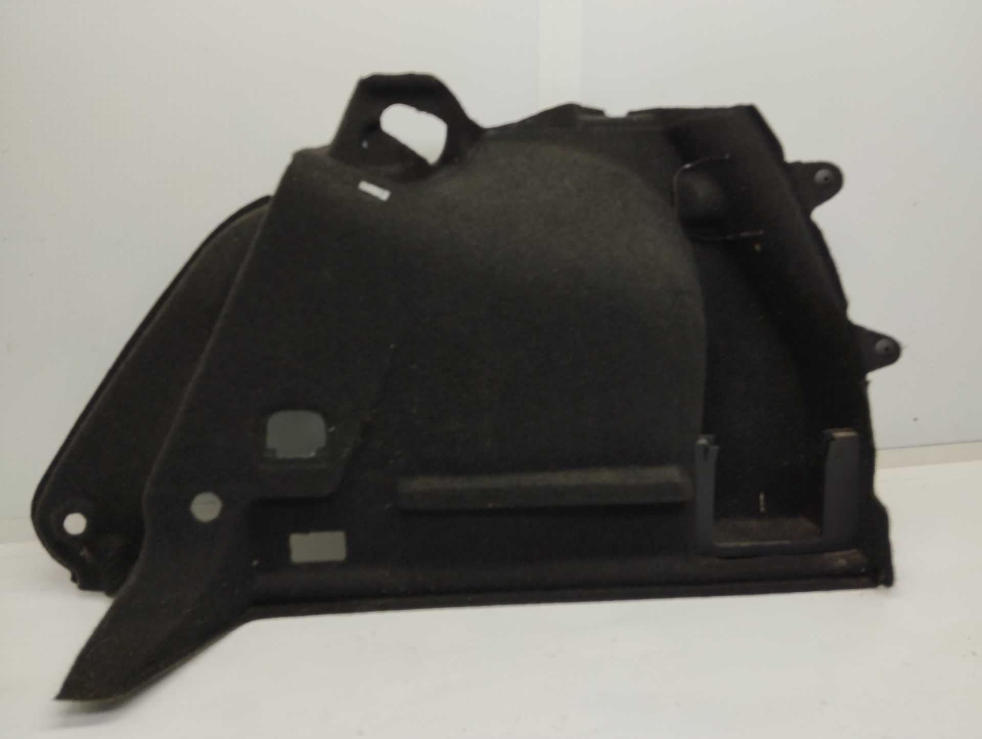 Recambio de moldura interior para volkswagen golf vii lim. 2.0 tsi referencia OEM IAM 5G6867428  