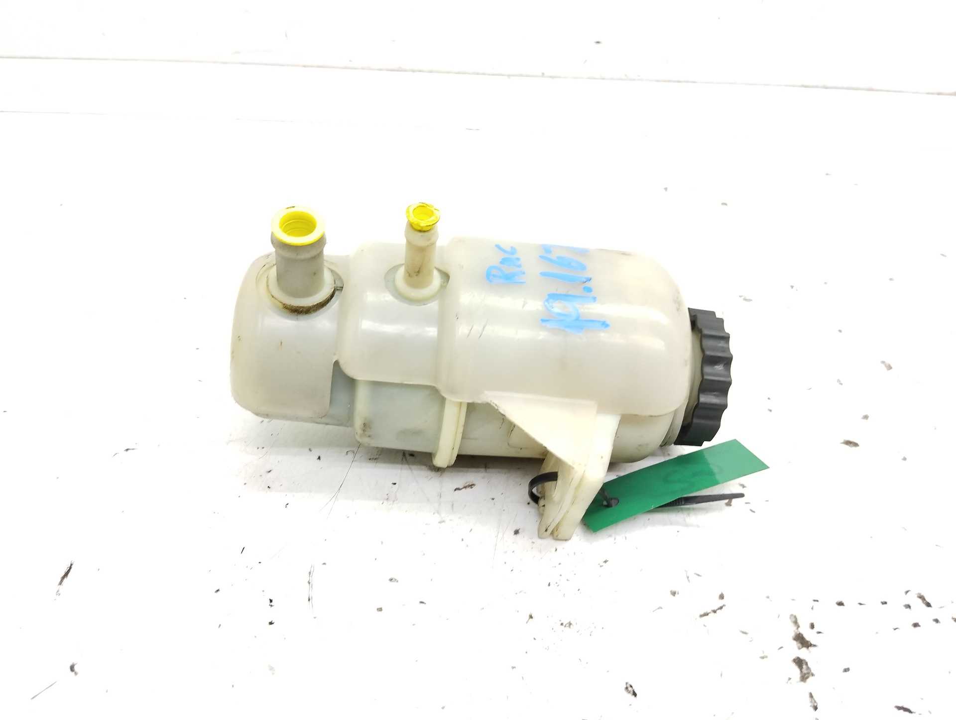 Recambio de deposito liquido direccion para dodge journey se referencia OEM IAM 5151028AA  