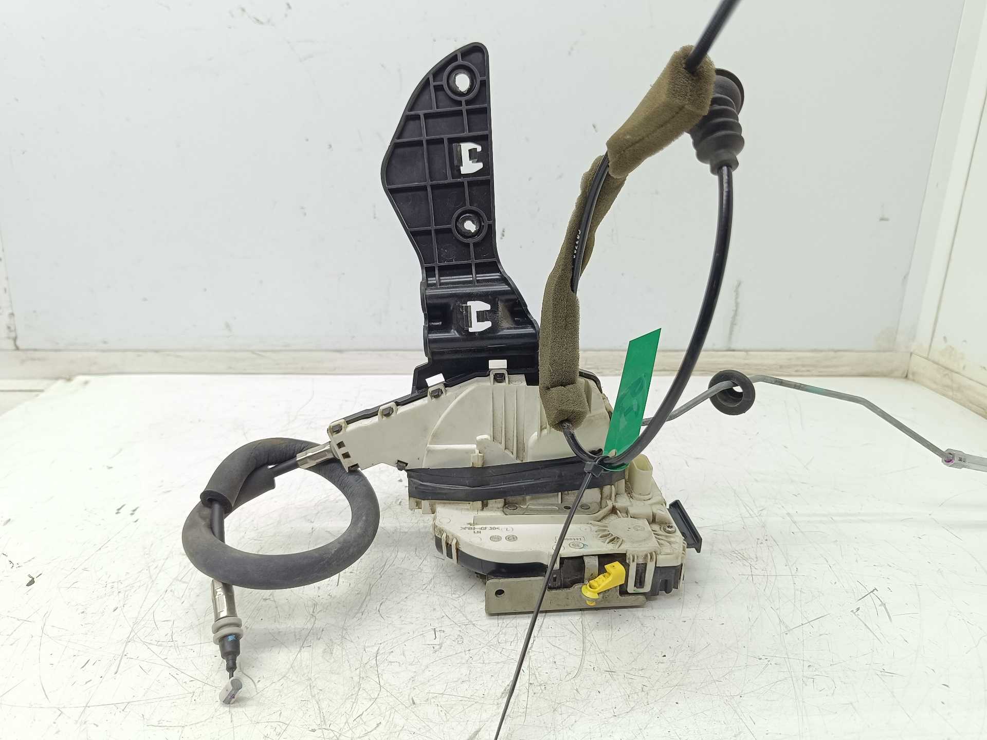 Recambio de cerradura puerta delantera izquierda para fiat freemont (345) urban referencia OEM IAM P04589913AE  