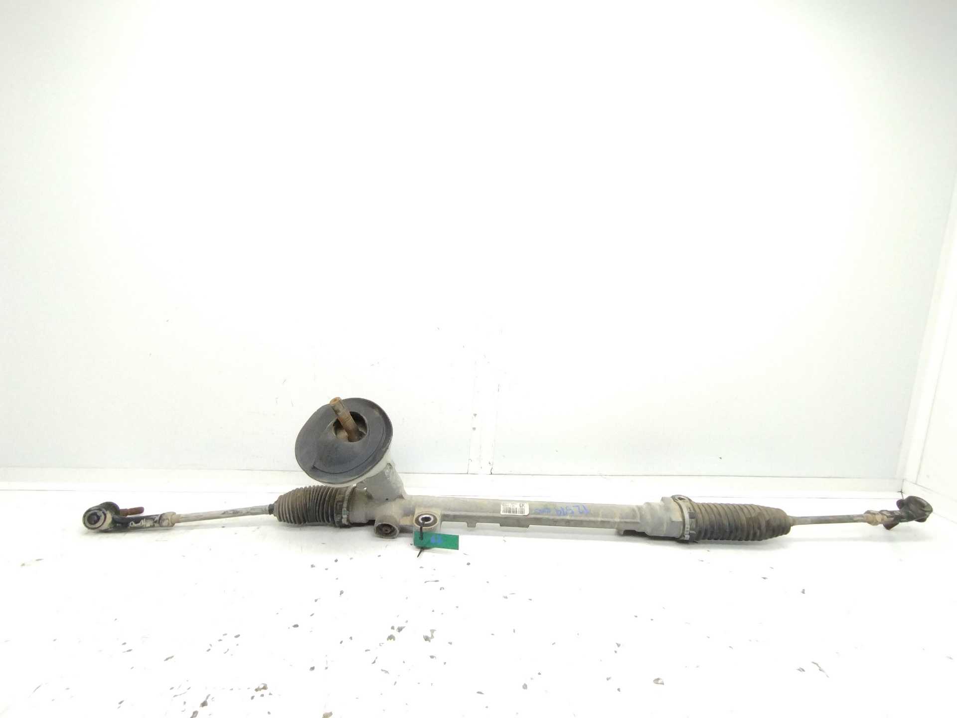 Recambio de cremallera direccion para ford fiesta (ccn) ambiente referencia OEM IAM 8V513200CK B299LHD 