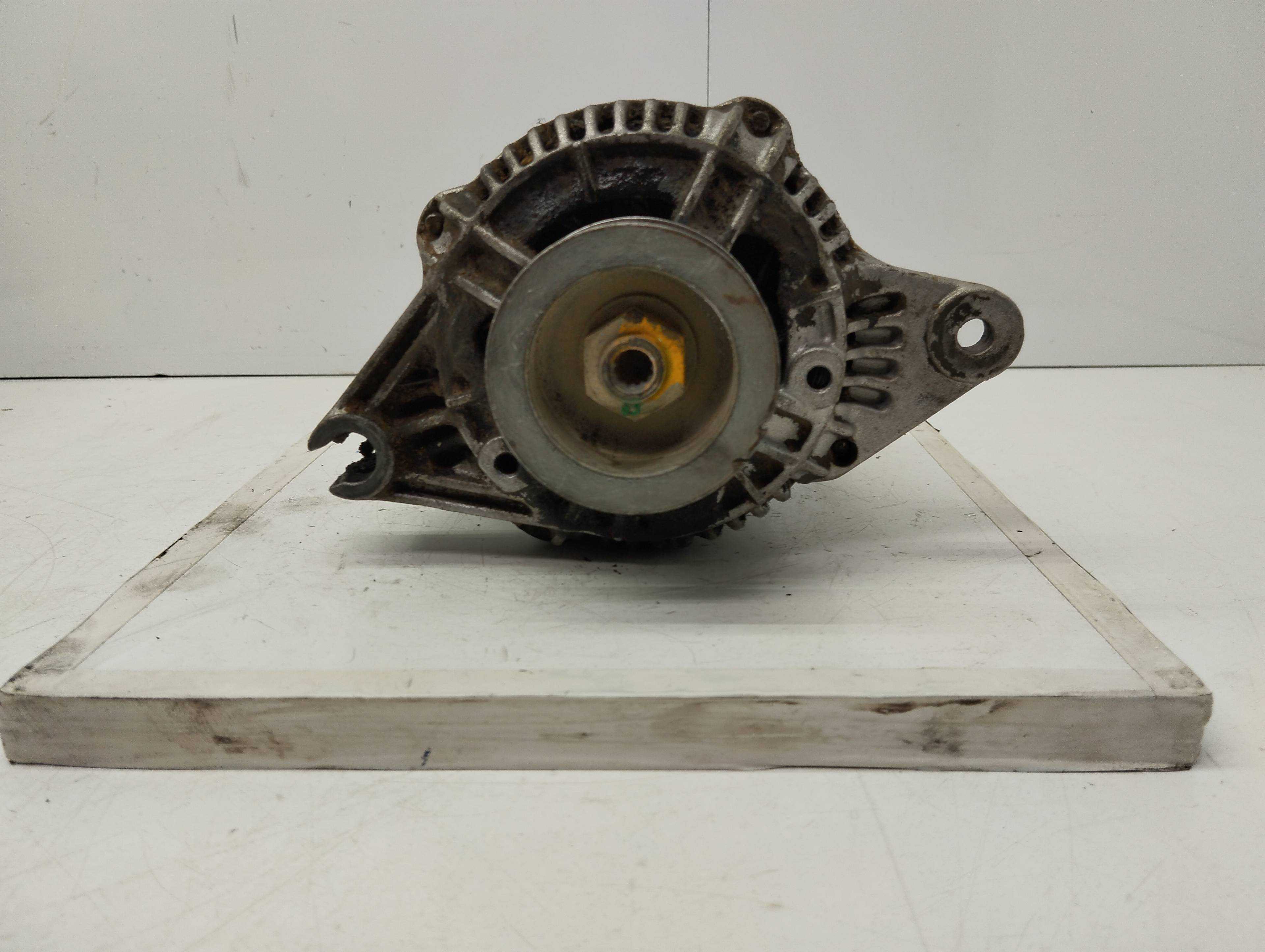 Recambio de alternador para peugeot 605 srdt referencia OEM IAM  BOSCH 