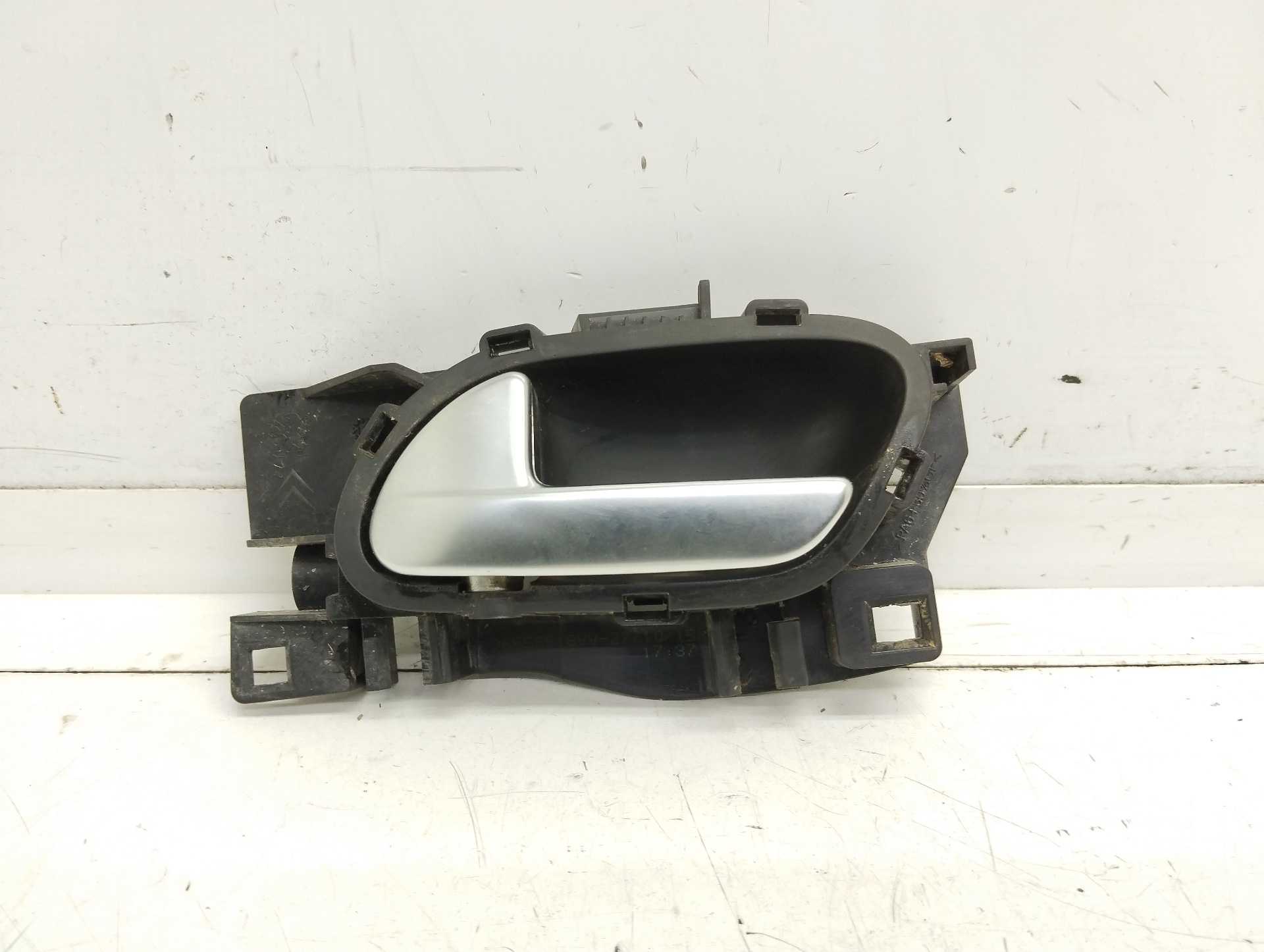 Recambio de maneta interior trasera izquierda para peugeot 2008 (--.2013) active referencia OEM IAM 96555518VV  