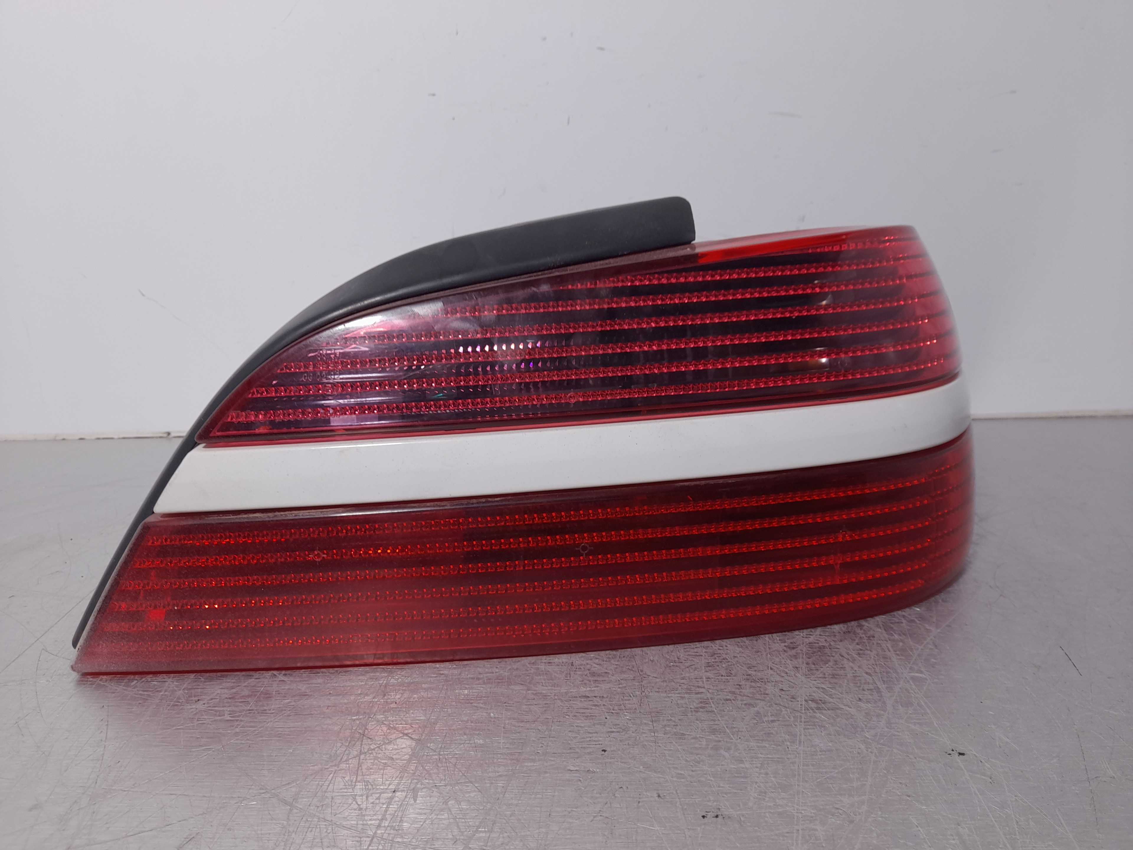 Recambio de piloto trasero derecho para peugeot 406 berlina (s1/s2) 2.0 hdi cat referencia OEM IAM 9644652577  