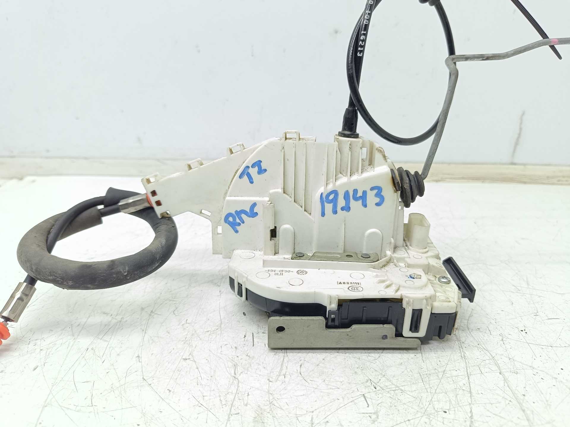 Recambio de cerradura puerta trasera izquierda para fiat freemont (345) urban referencia OEM IAM P04589915AD  