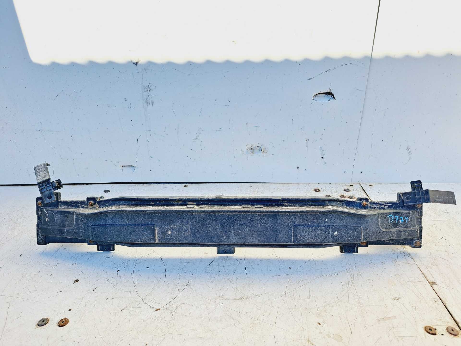 Recambio de refuerzo paragolpes trasero para hyundai i40 cw klass blue referencia OEM IAM   