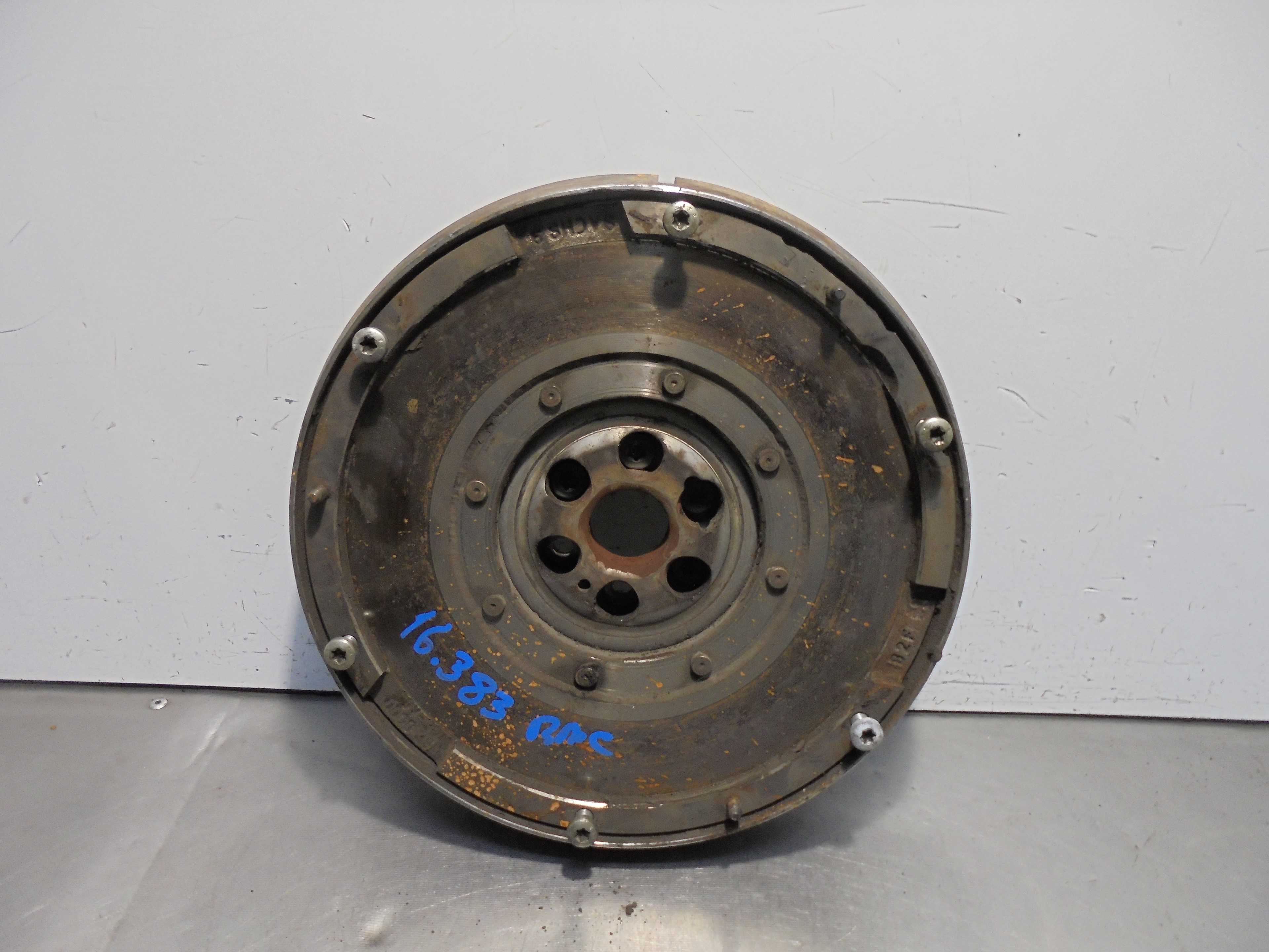Recambio de volante motor para ford focus berlina (cap) 1.6 tdci cat referencia OEM IAM  SACHS 